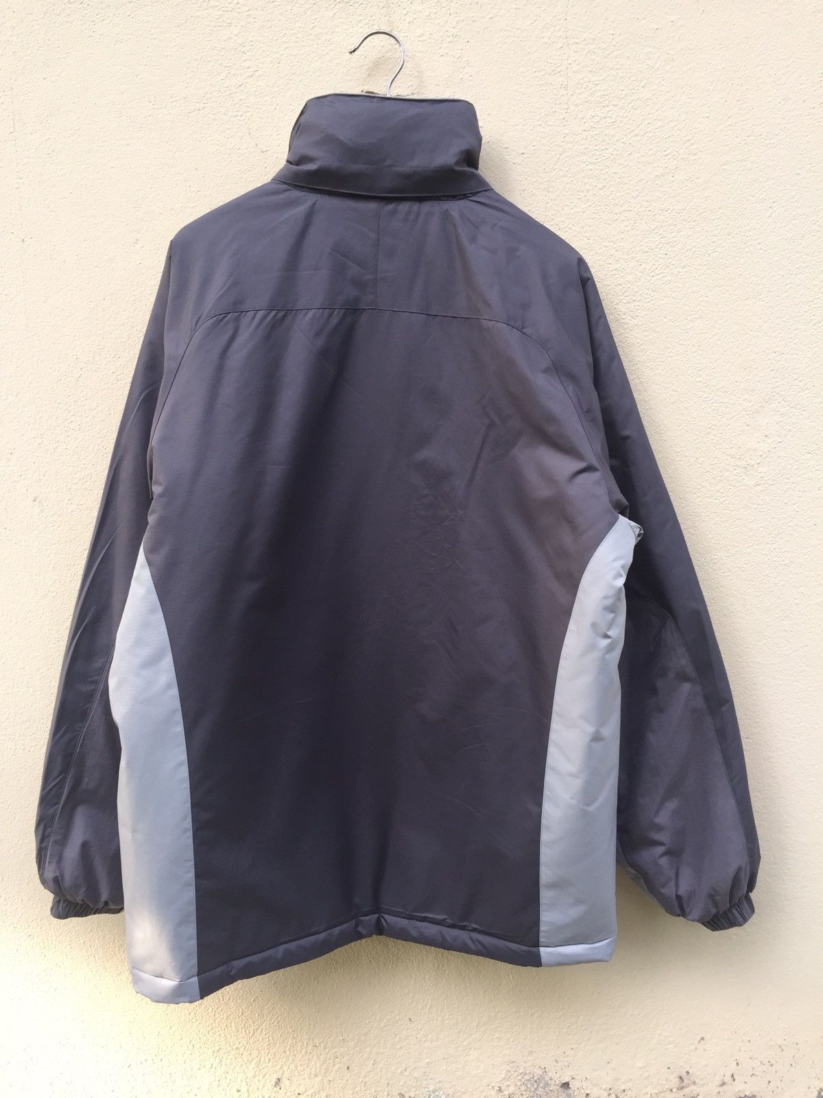 Nike Nike loft puffer inside jacket Size US L / EU 52-54 / 3 - 2 Thumbnail