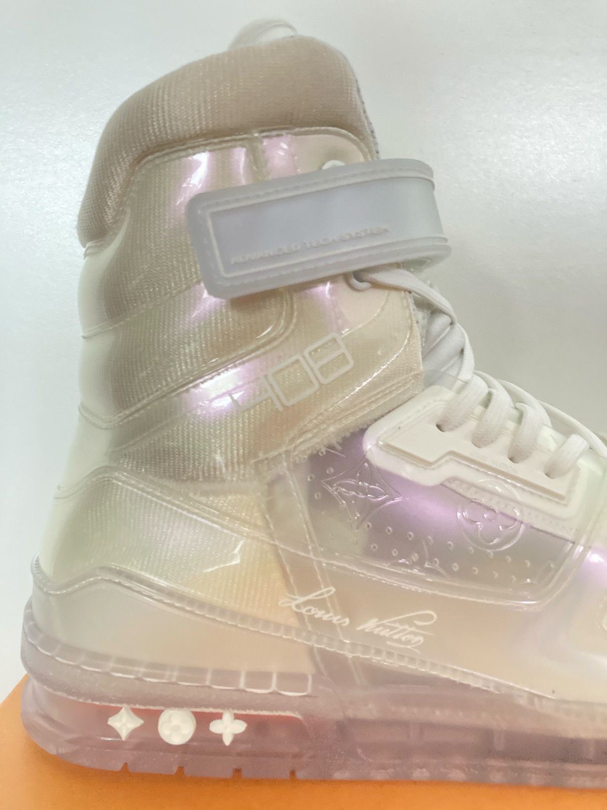 Louis Vuitton Unreleased Transparent Louis Vuitton Trainer 408 Size US 12 / EU 45 - 9 Thumbnail