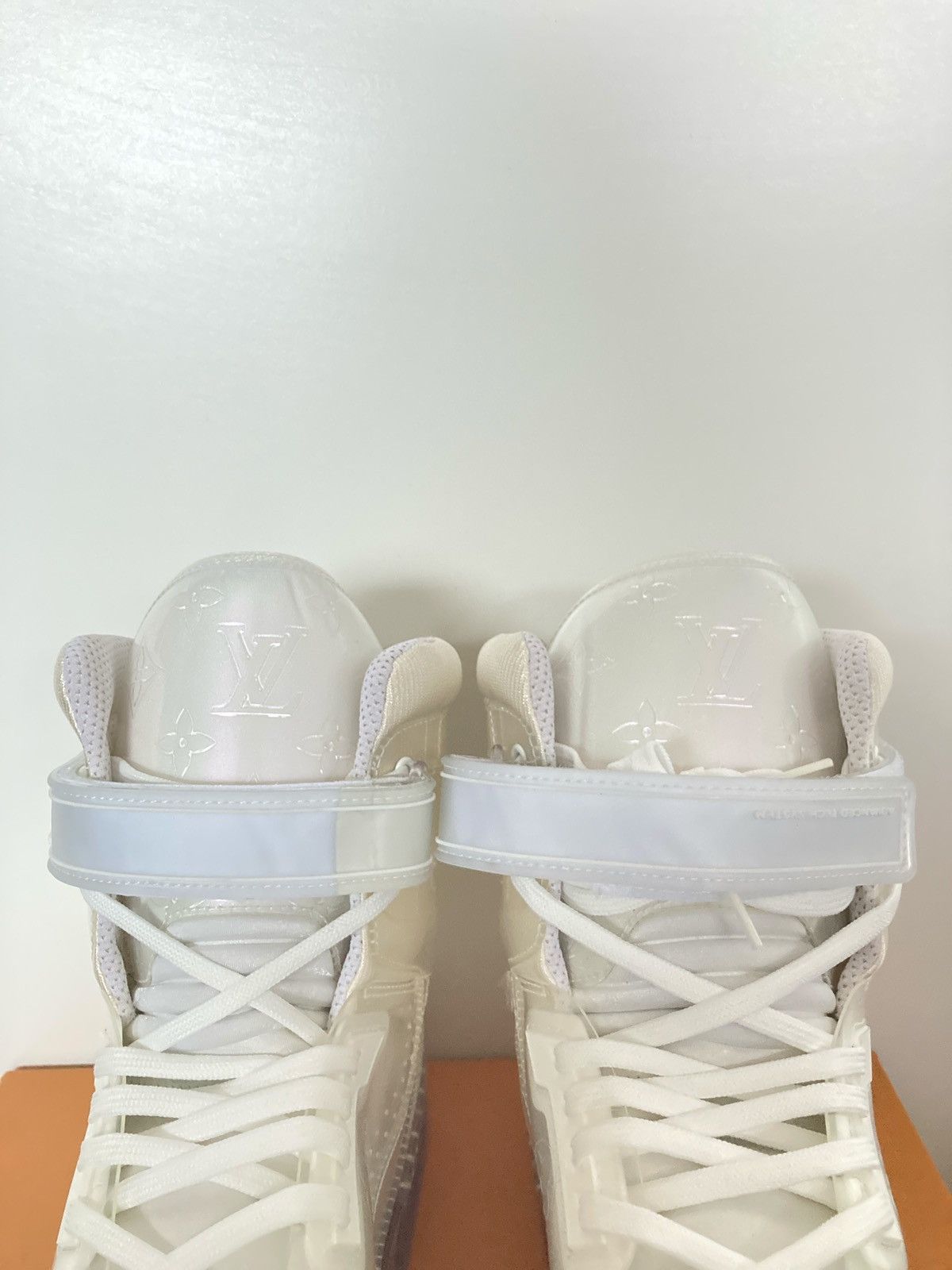 Louis Vuitton Unreleased Transparent Louis Vuitton Trainer 408 Size US 12 / EU 45 - 7 Thumbnail