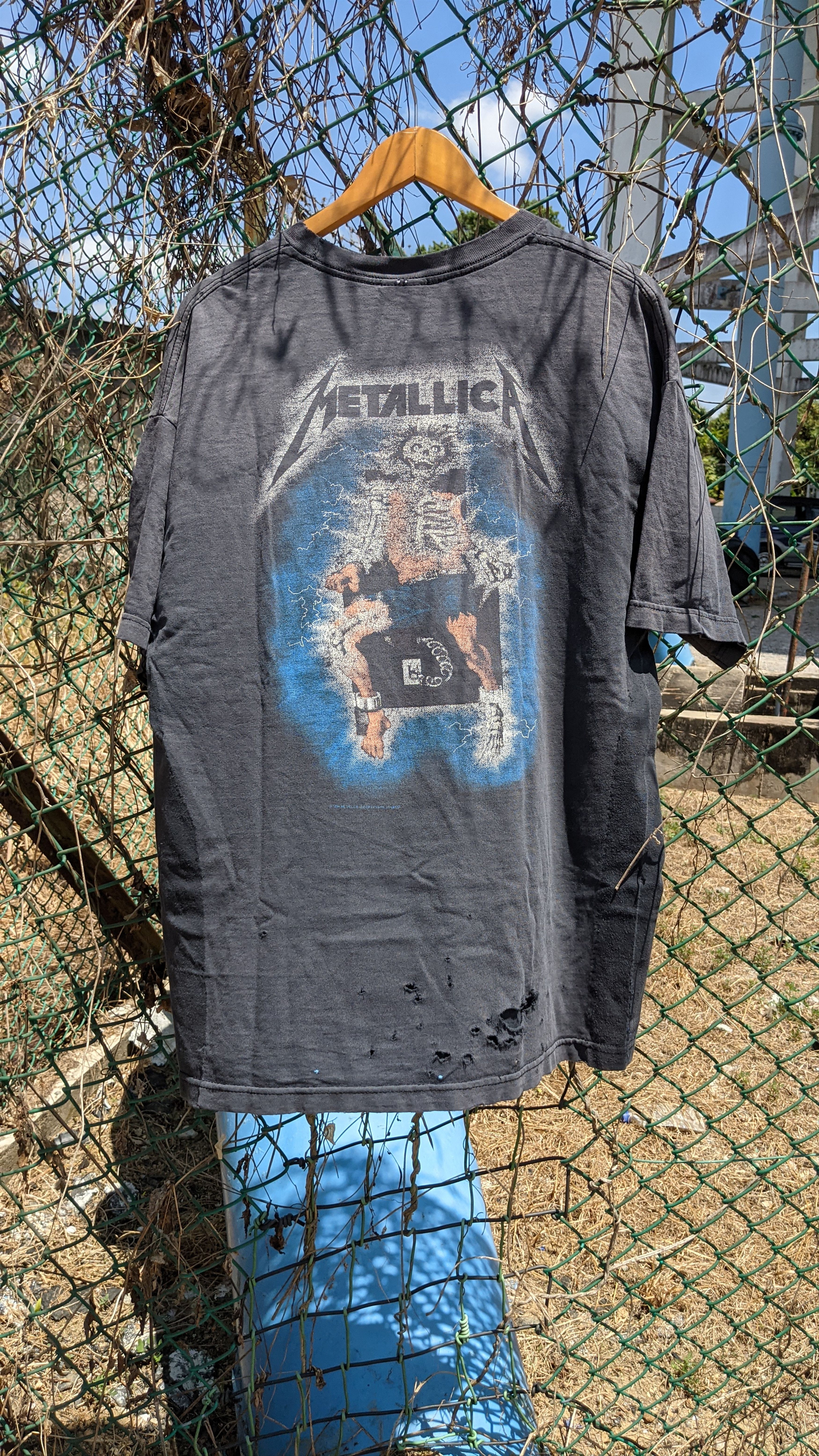 Band Tees × Metallica × Vintage Vintage 1994 distressed METALICCA Ride The Lighting Size US XL / EU 56 / 4 - 2 Thumbnail