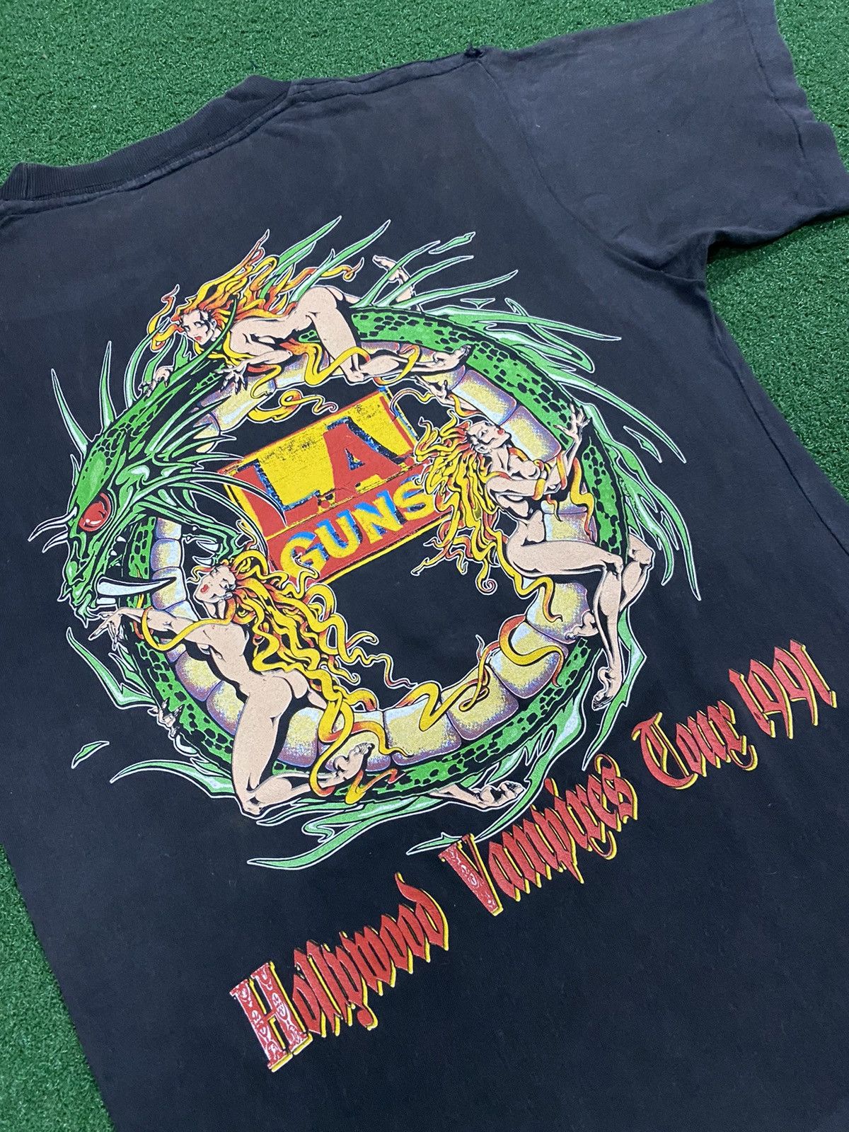 VINTAGE LA GUNS BAND T SHIRT #pakzue2544B