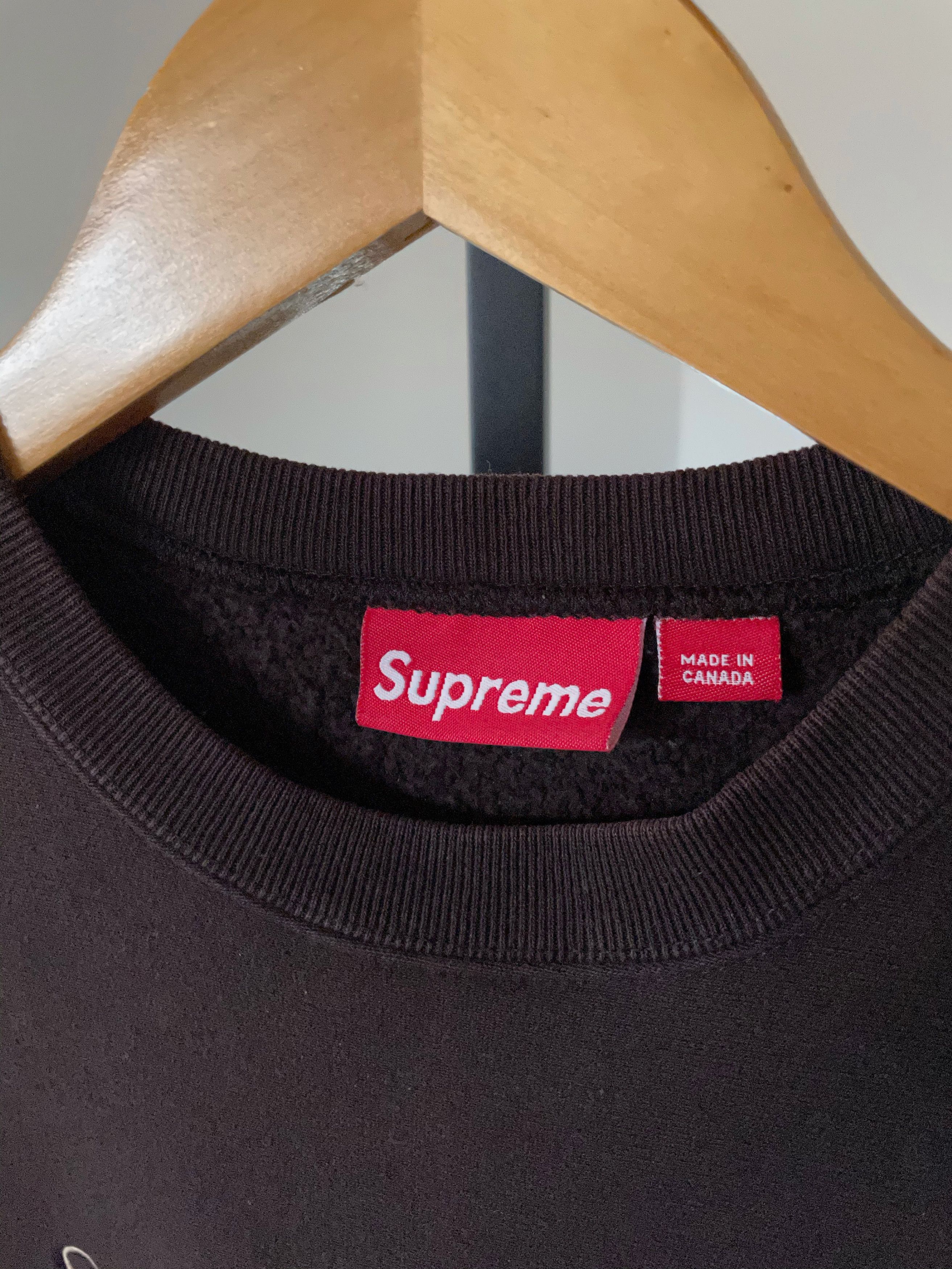 Supreme × Vintage Gothic Crewneck Brown AW01 🌻LAST DROP🍒 Size US M / EU 48-50 / 2 - 5 Thumbnail