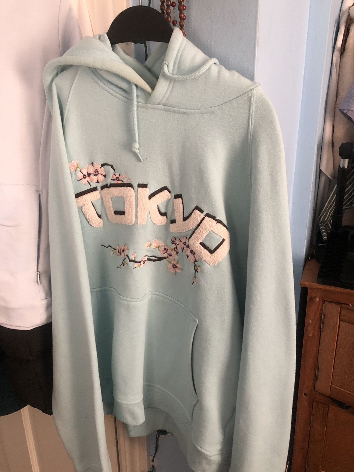 Urban Outfitters Urban outfitters Tokyo Hoodie Size Small Size US S / EU 44-46 / 1 - 1 Thumbnail