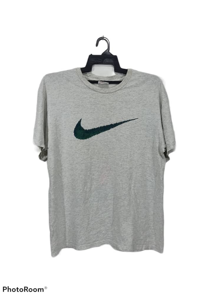 Vtg NIKE big logo t shirts