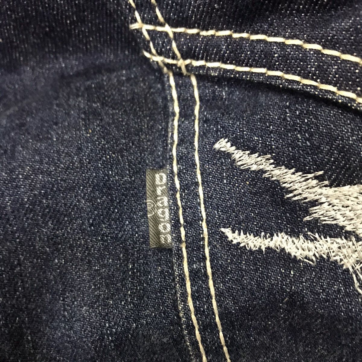 Japanese Brand Japanese Brand Dragon Spiral Long Flap Denim Jeans Size US 38 / EU 54 - 19 Thumbnail