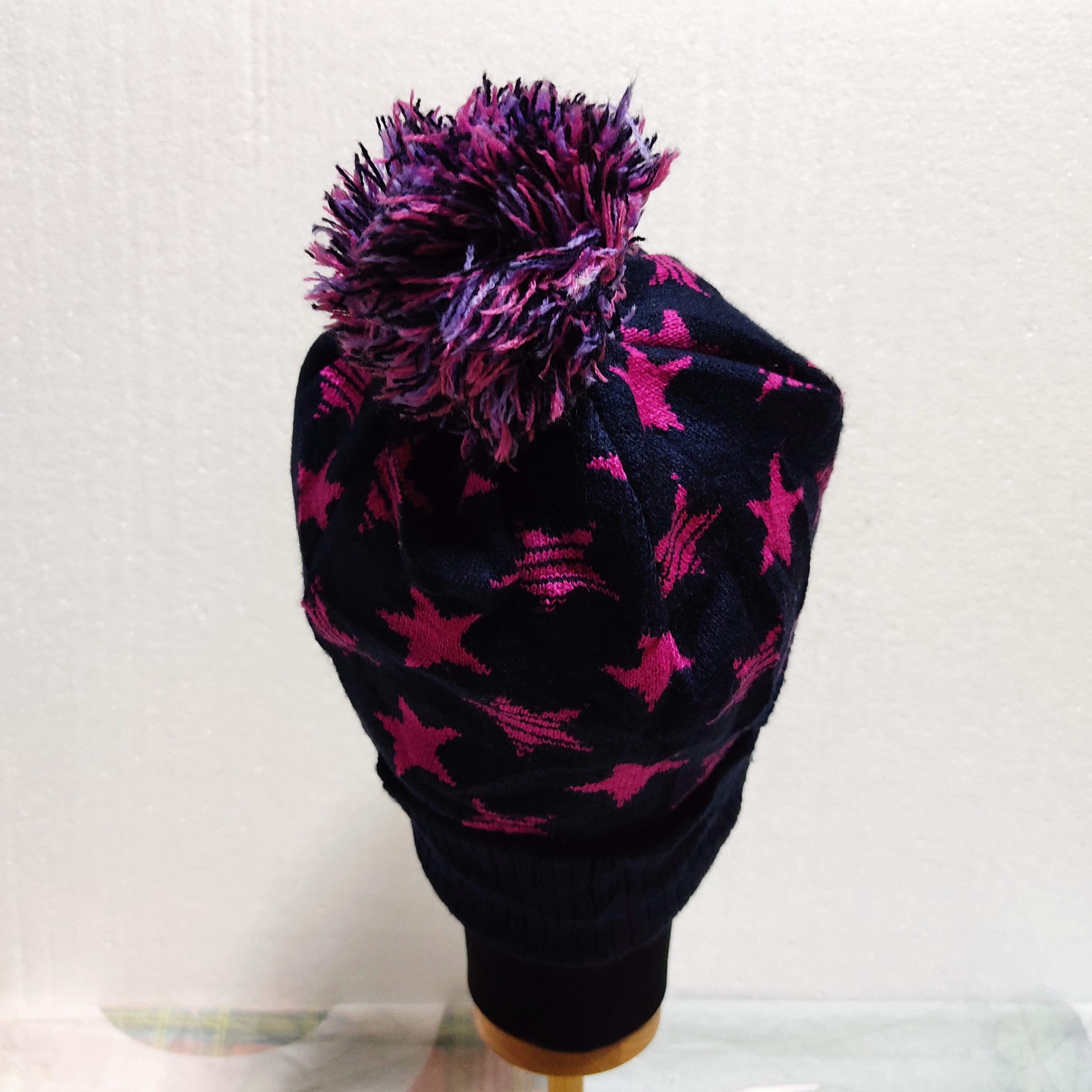 Japanese Brand Beanie Hats Saucy Rock Skulls Patched Size ONE SIZE - 4 Thumbnail
