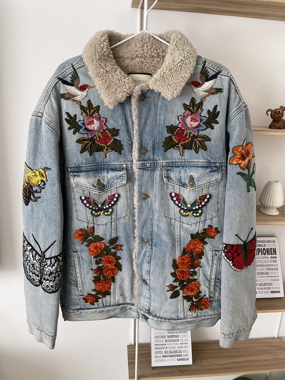 GUCCI L'AVEUGLE PAR AMOUR DENIM JACKET – OBTAIND