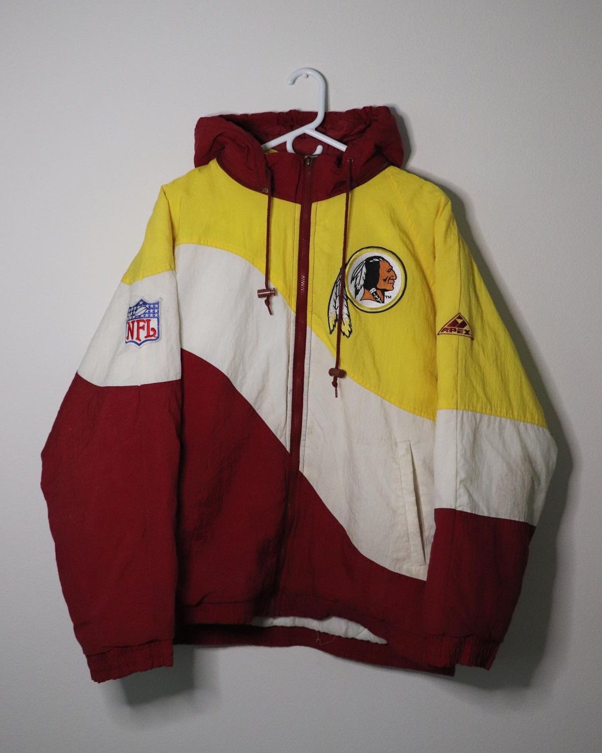 Vintage 🚨 90’s Washington Redskins Windbreaker 🚨 | Grailed