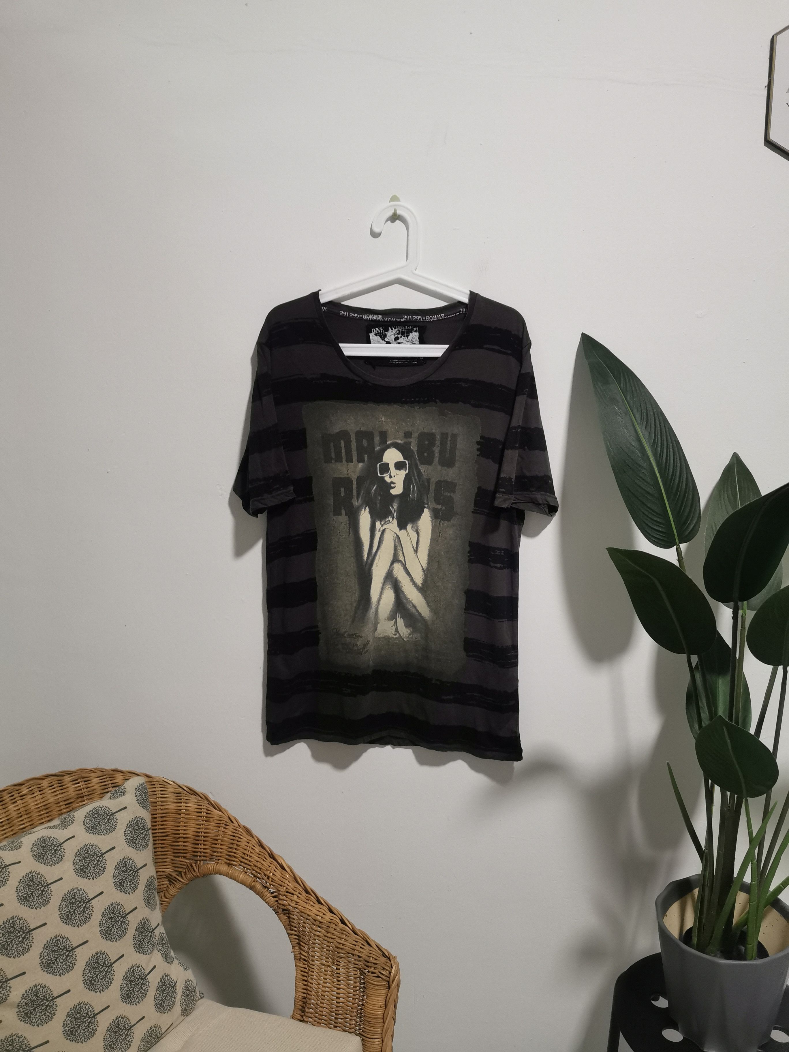 Japanese Brand 291299 = Homme Striped Kate Moss Tees Hypebeaast Size US L / EU 52-54 / 3 - 1 Thumbnail