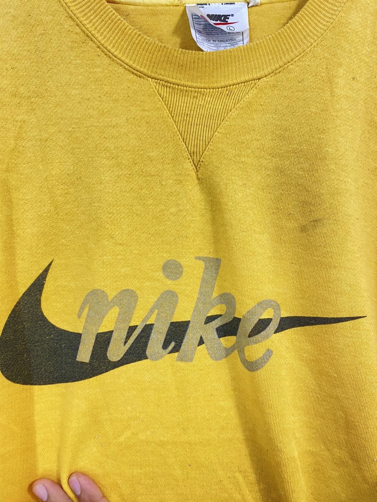 Nike × Vintage Vintage Nike Swoosh Sweatshirt Big Logo Design Nice Logo Size US L / EU 52-54 / 3 - 3 Thumbnail