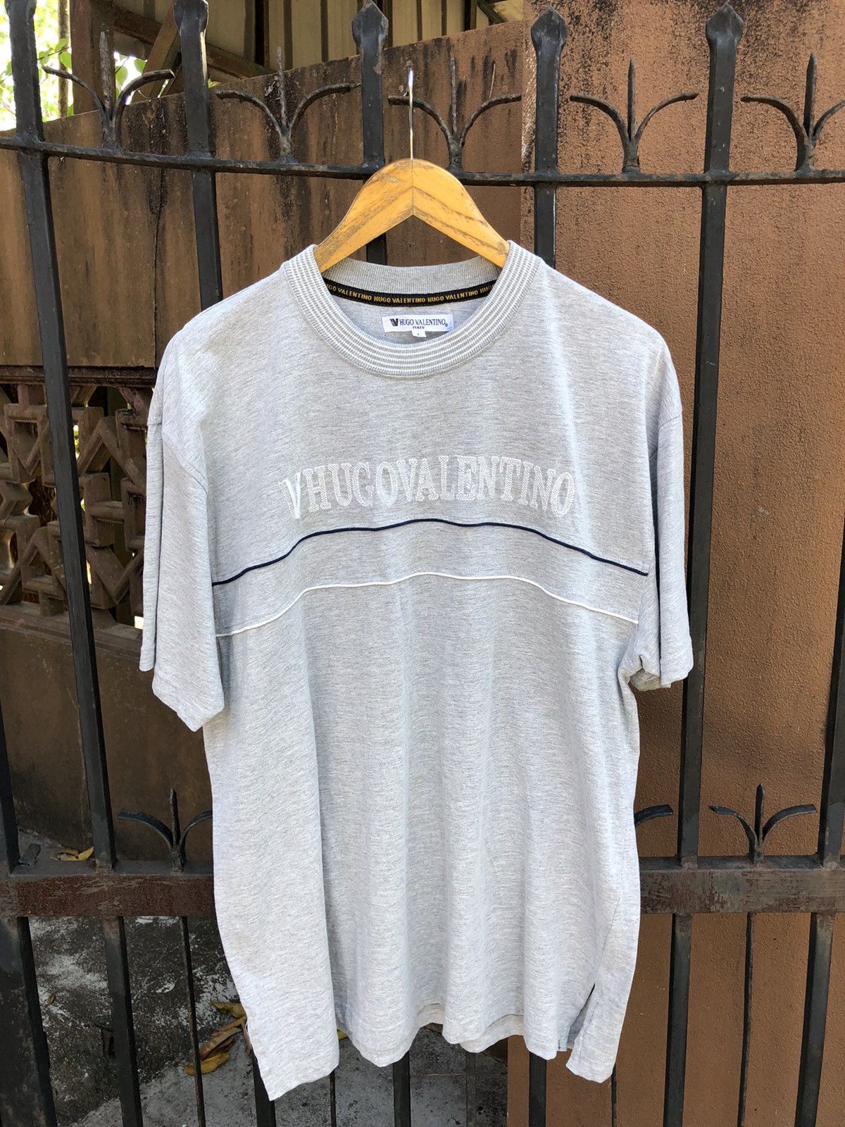 Hugo × Valentino × Vintage Vintage Hugo Valentino Tee Size US L / EU 52-54 / 3 - 1 Thumbnail