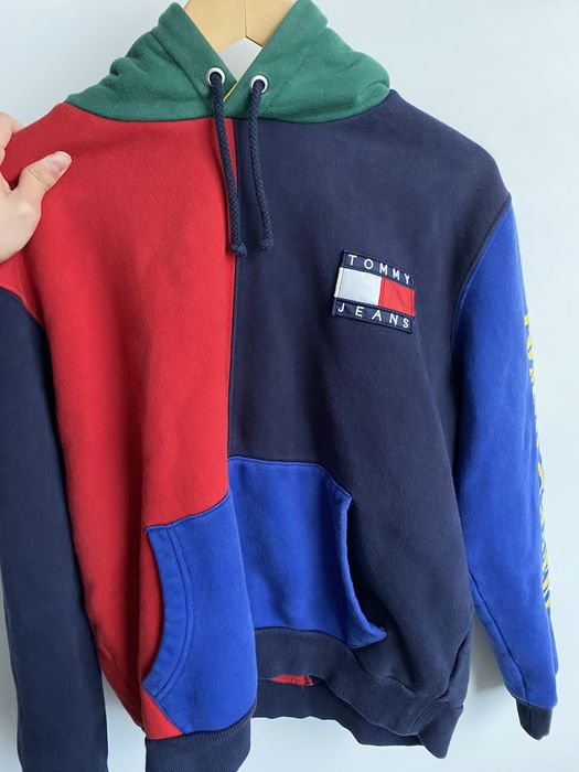 Tommy jeans hotsell 90s colorblock hoodie