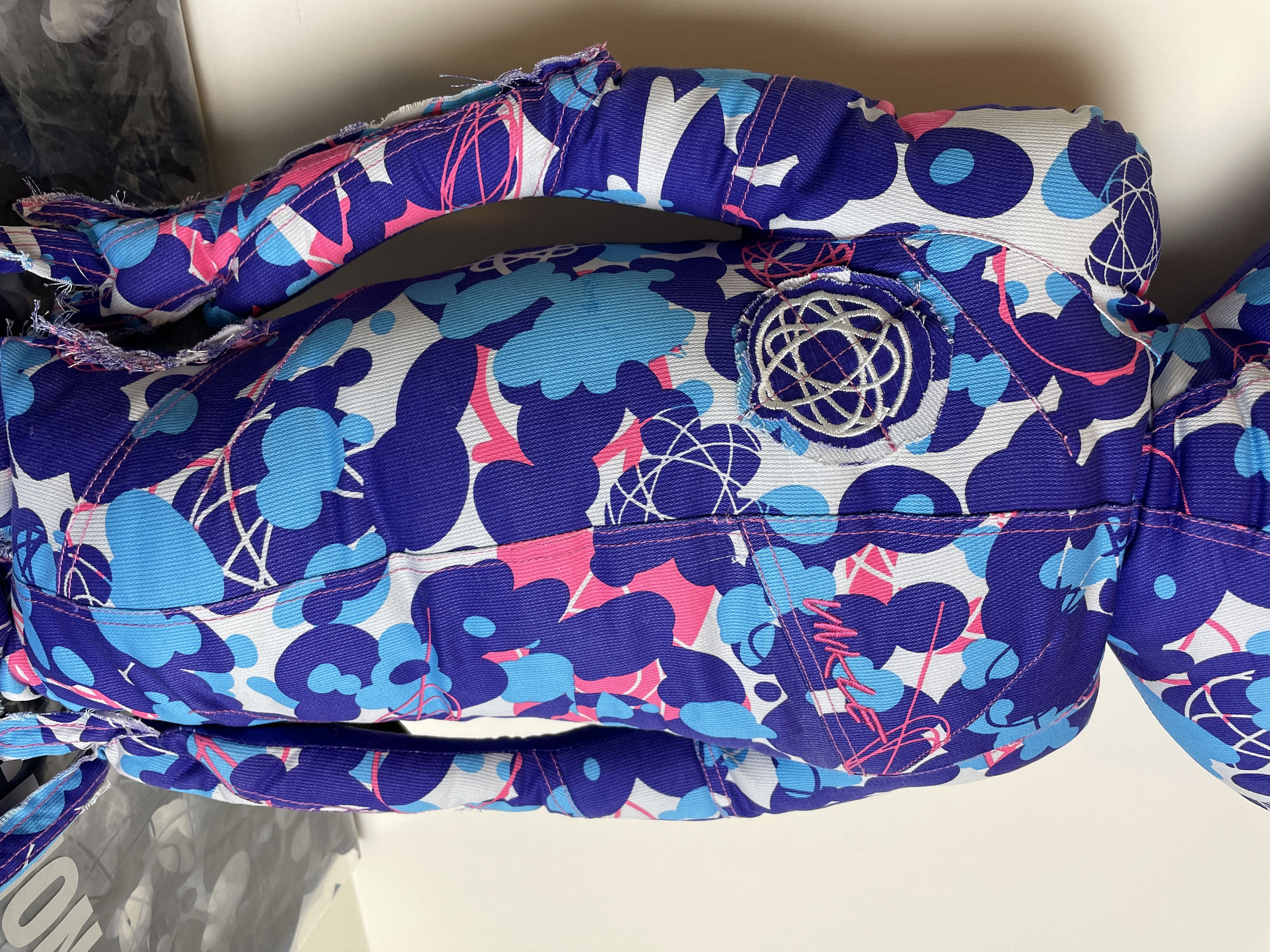 Futura × Medicom Toy MEDICOM TOY Futura 2000 Unkle Cushion KAWS Supreme Bape Ape Size ONE SIZE - 4 Thumbnail