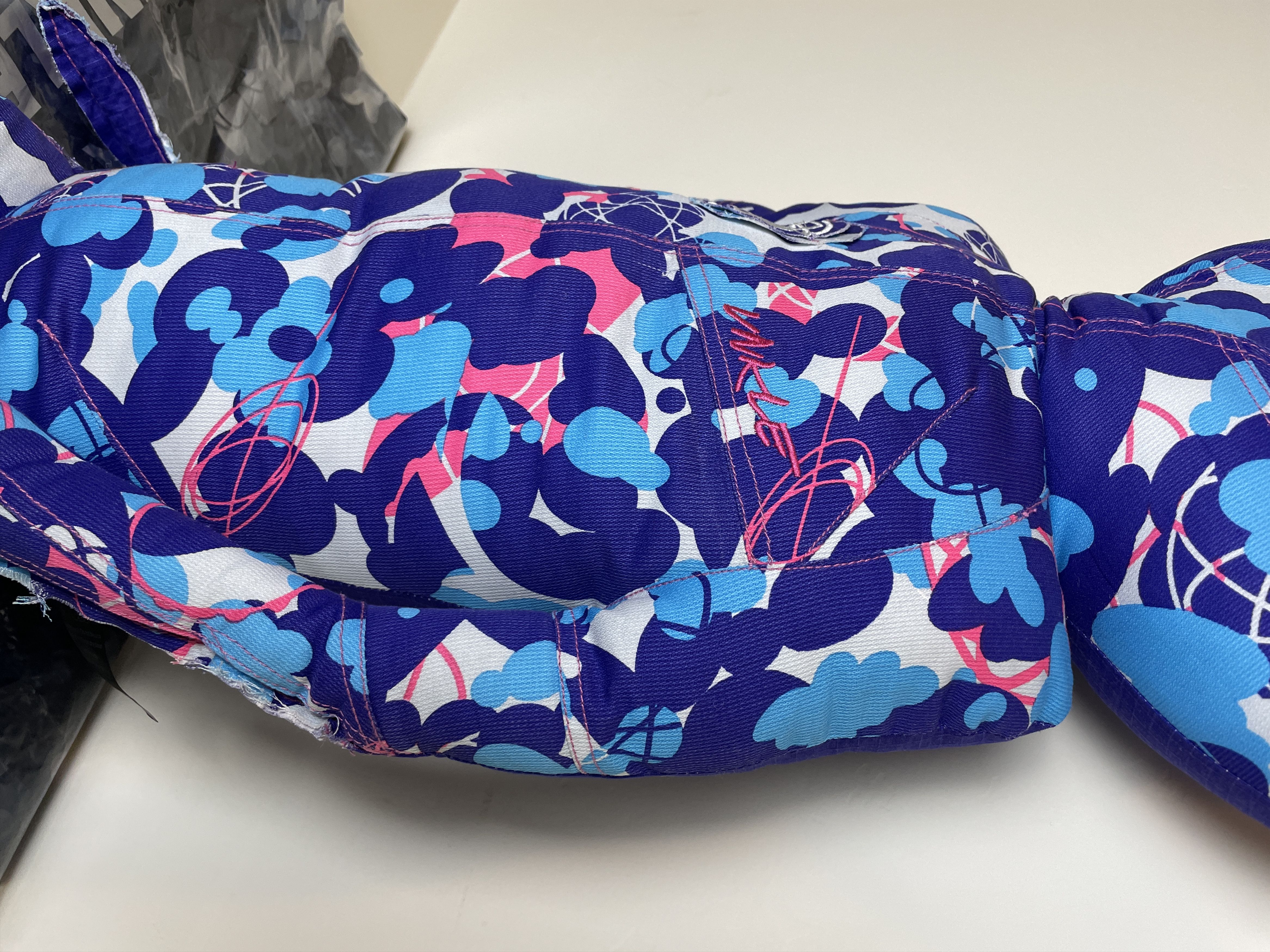 Futura × Medicom Toy MEDICOM TOY Futura 2000 Unkle Cushion KAWS Supreme Bape Ape Size ONE SIZE - 5 Thumbnail