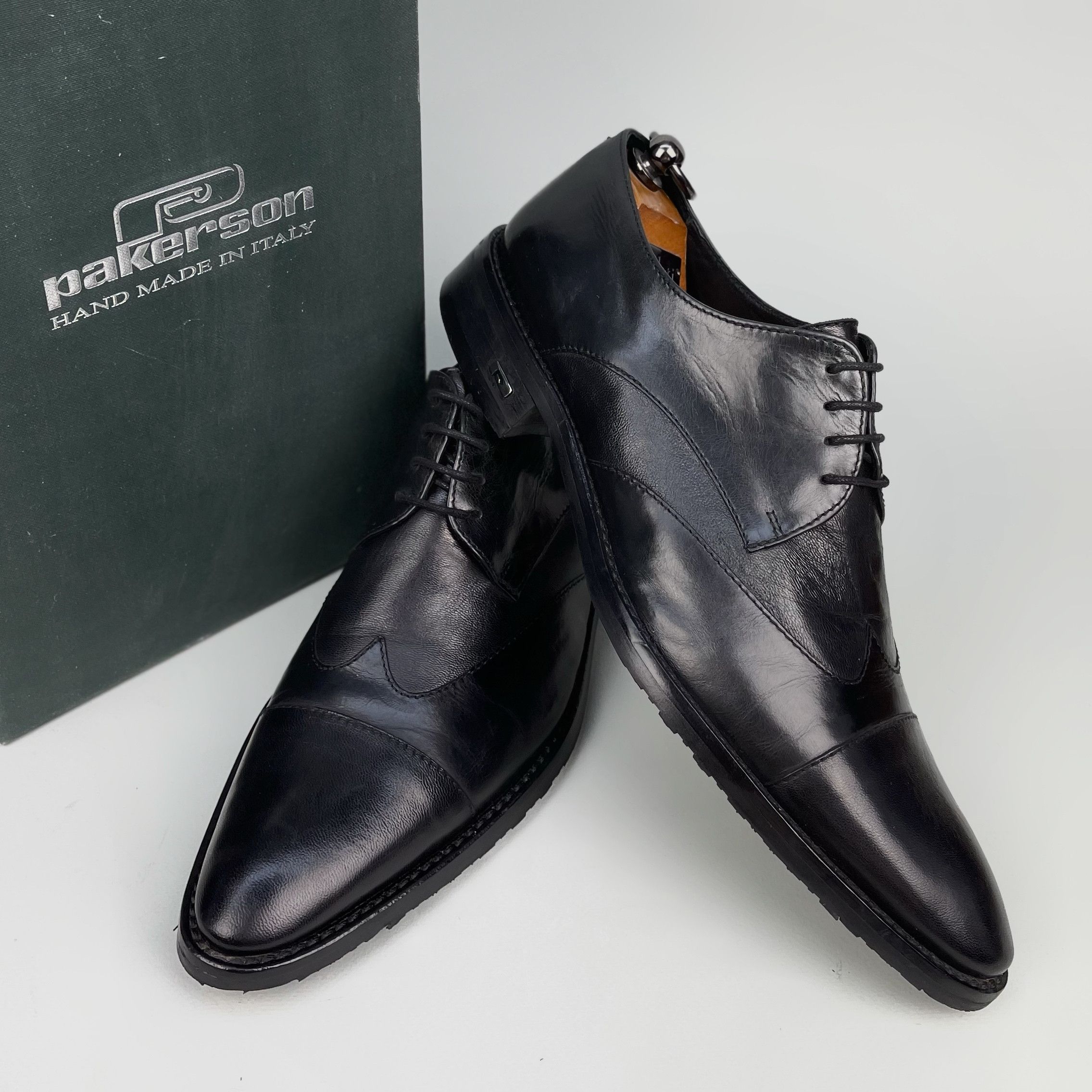 puxton lace black leather