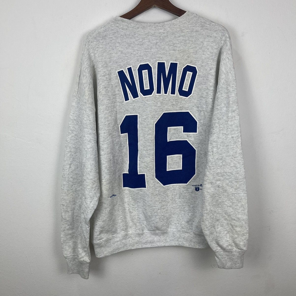 MLB Vintage 90s Hideo Nomo Dr K sweatshirt ©1995 Size US L / EU 52-54 / 3 - 6 Thumbnail