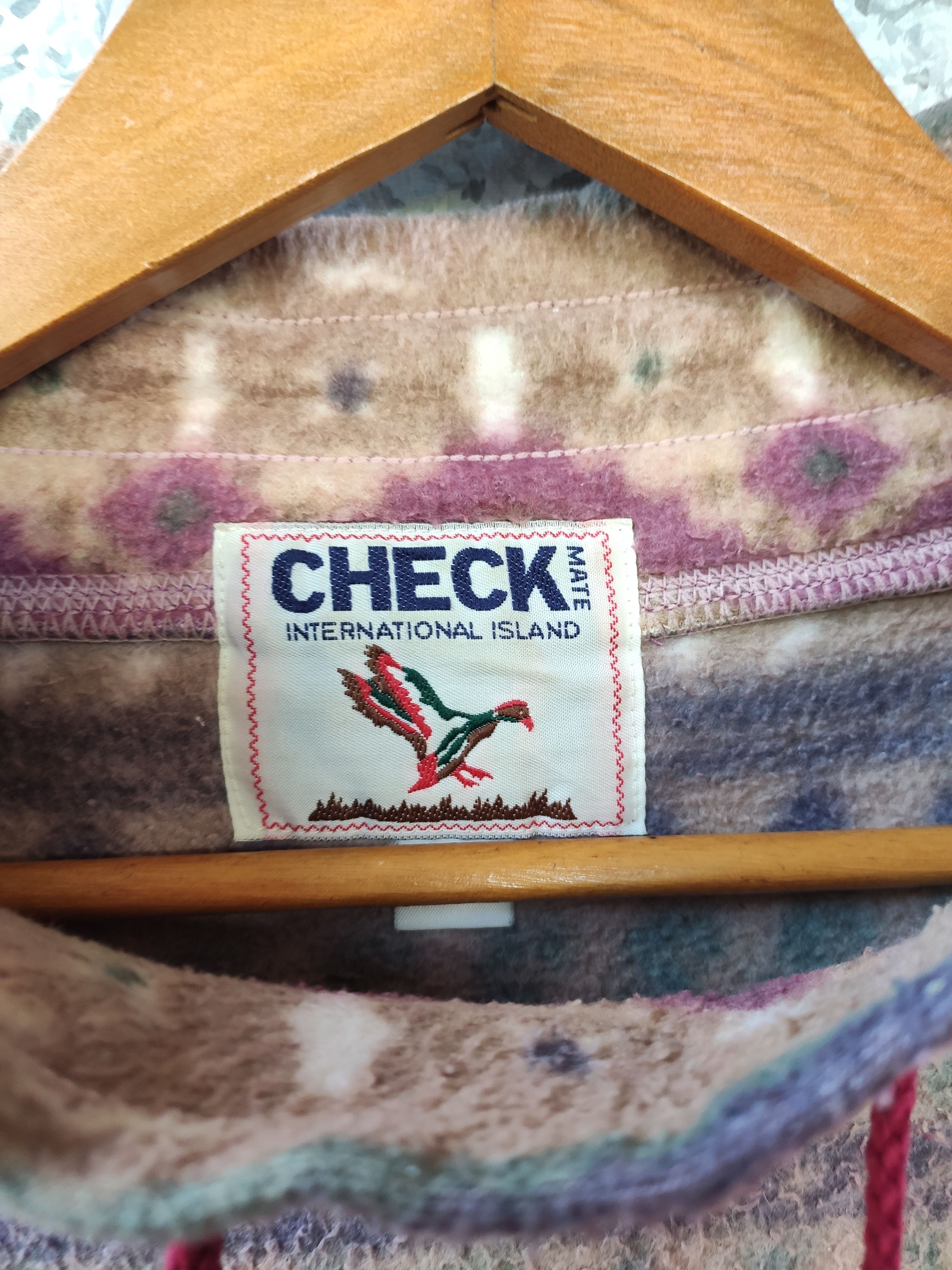 Native Vintage Check mate fleece Size US L / EU 52-54 / 3 - 4 Thumbnail