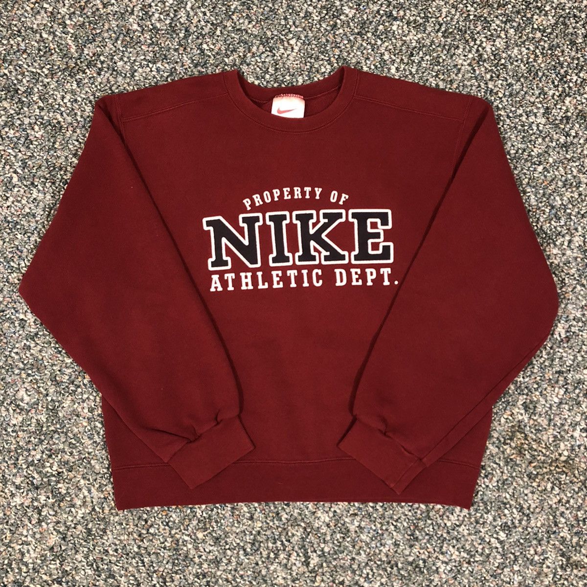 90s ATHLETIC DEPT. NIKE スウェット L USA製 レッド 90s ATHLETIC DEPT. NIKE スウェット L USA製 レッド トップス