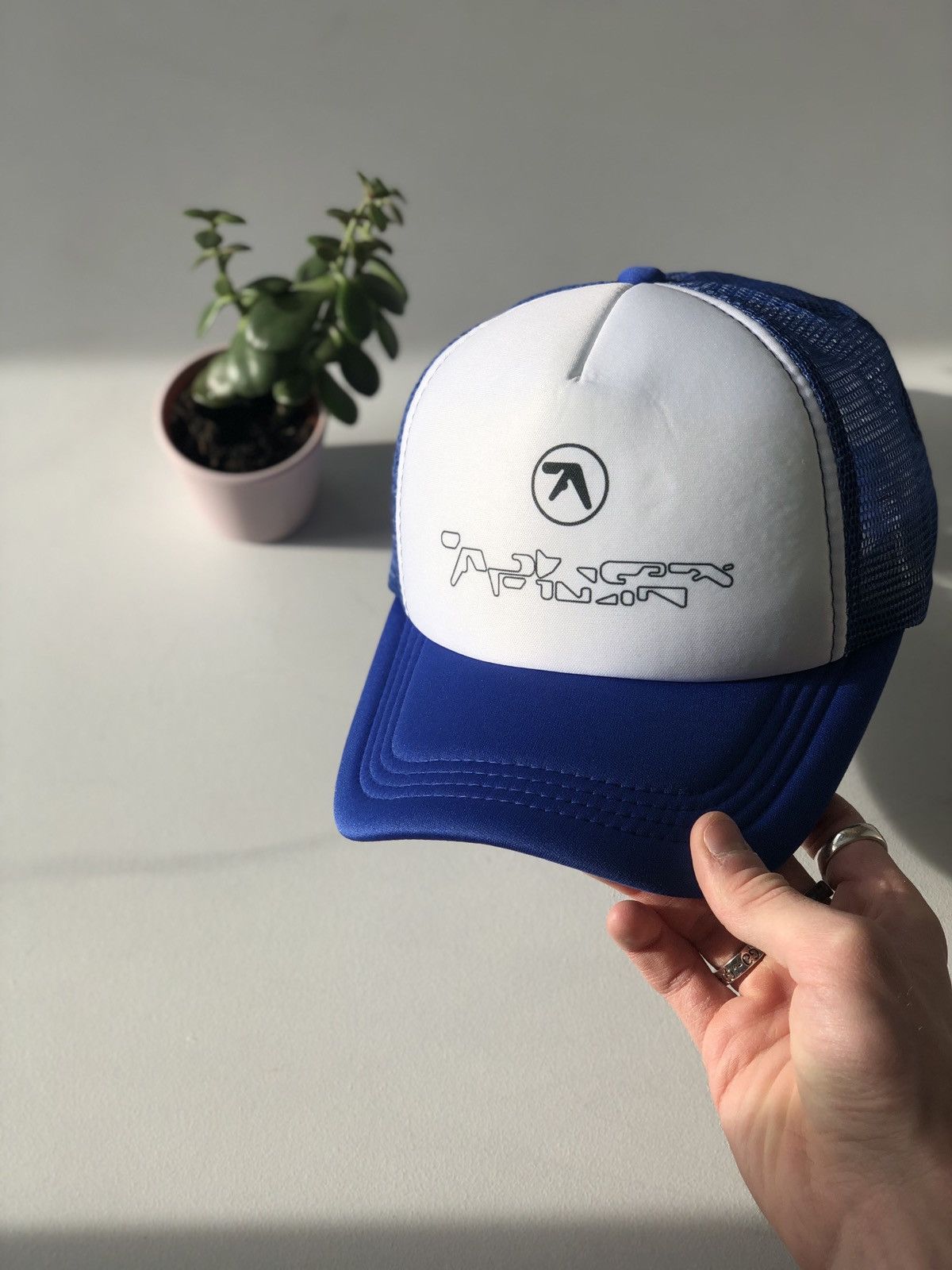 Vintage Aphex Twin Graphic Mesh Trucker Hat Size ONE SIZE - 1 Thumbnail