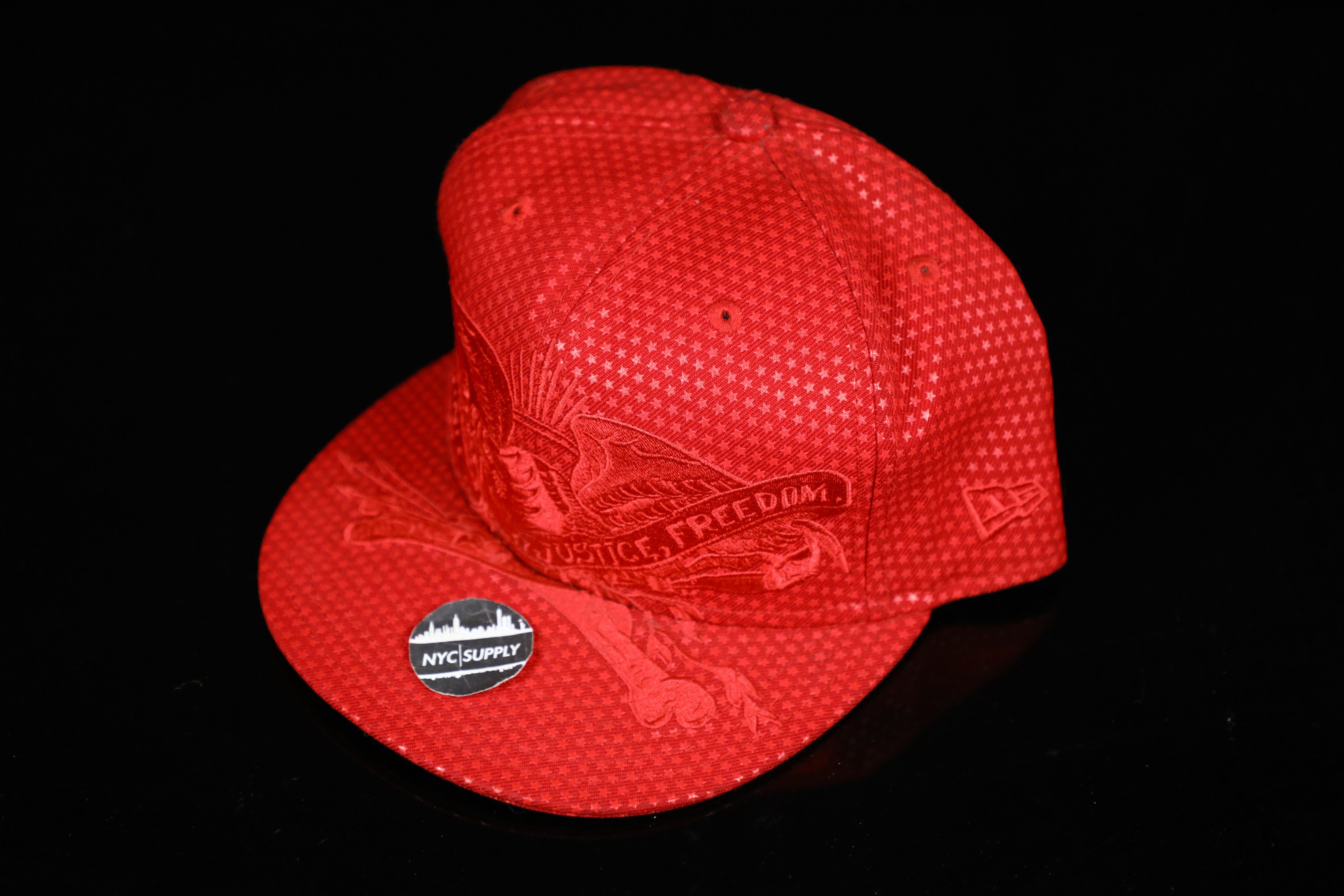 Supreme X Neighborhood X New Era 7 1/2 ss06 Red