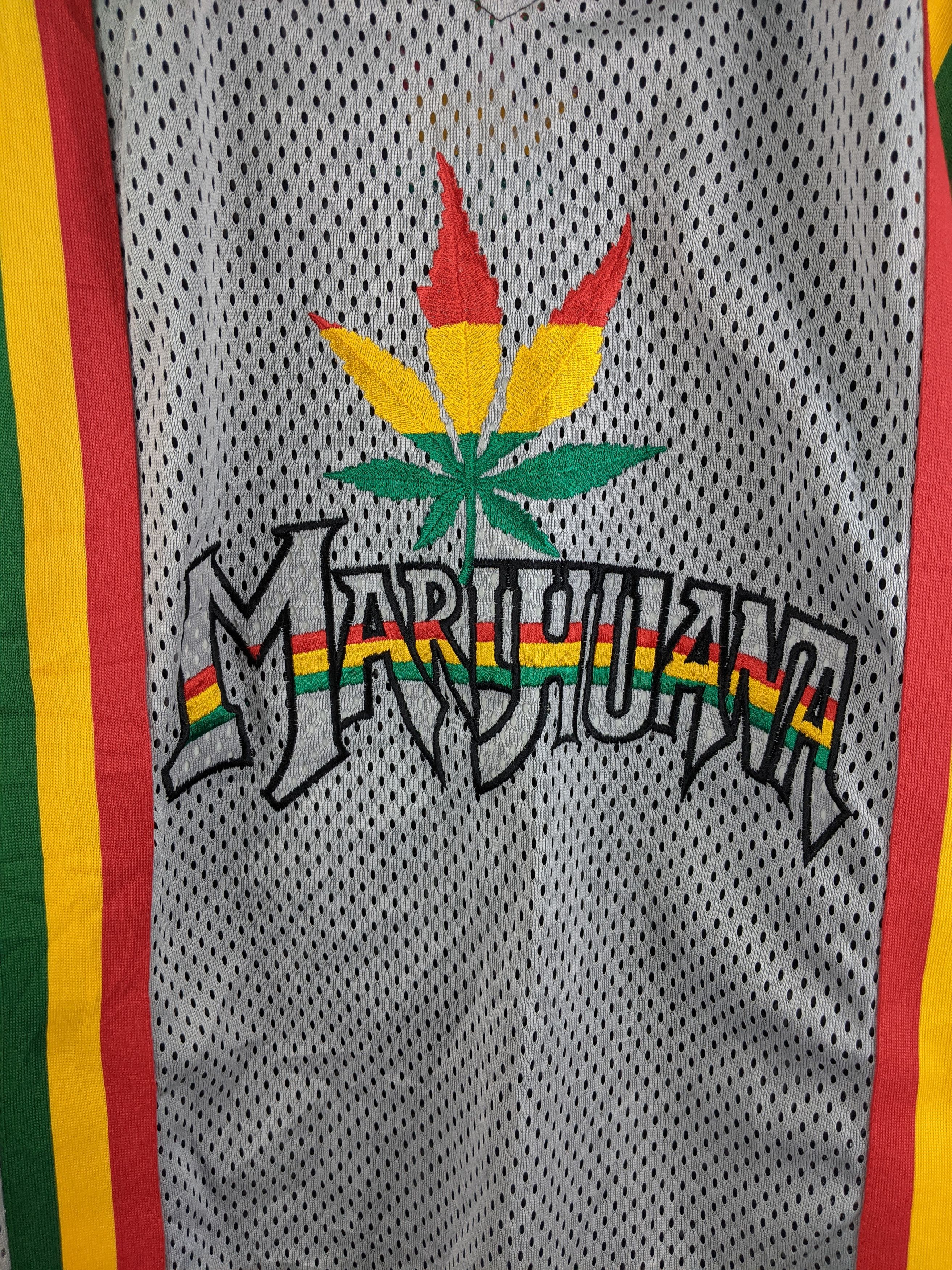 Vintage Vintage Marijuana Rasta Jersey Size US XL / EU 56 / 4 - 3 Thumbnail