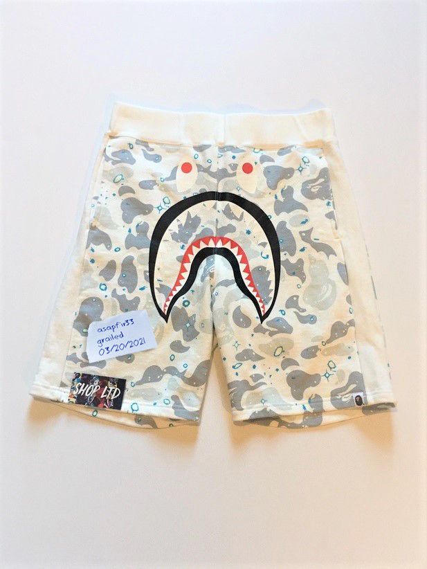 Bape white shorts best sale