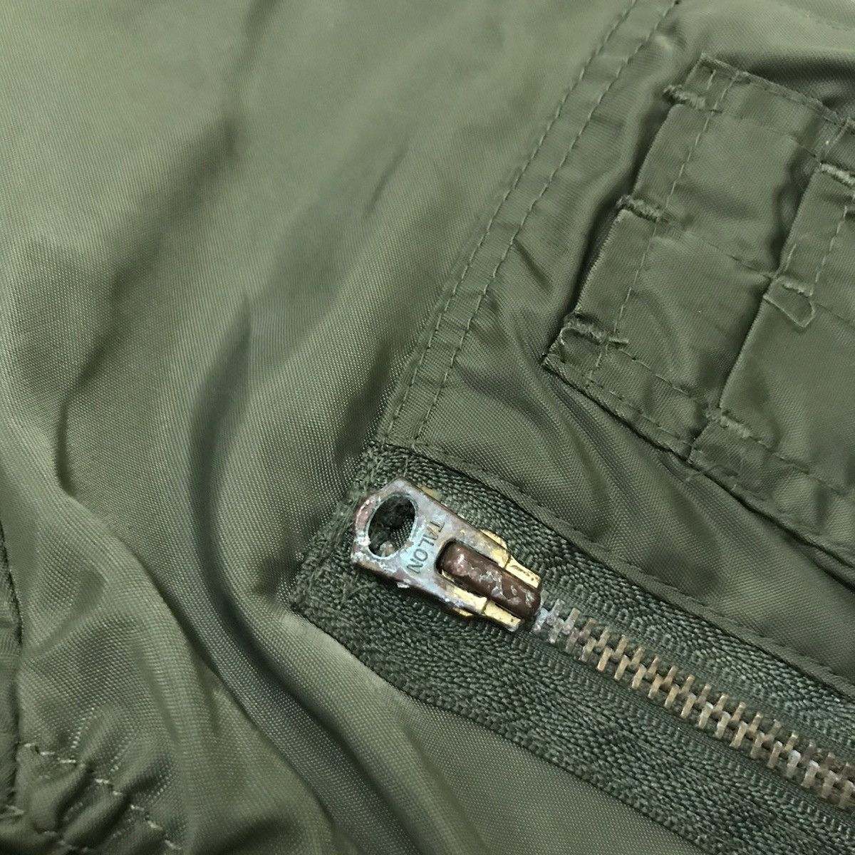 Japanese Brand Vintage Talon Zipper Bomber flight jacket Size US L / EU 52-54 / 3 - 10 Thumbnail