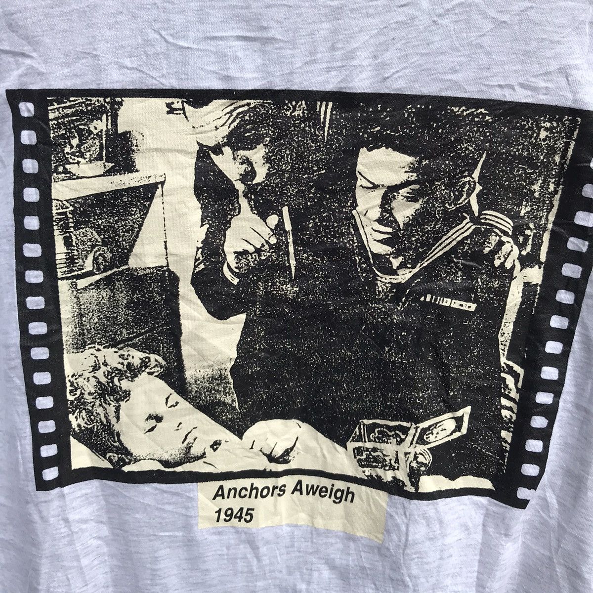 Vintage Vintage ANCHORS AWEIGH movie tee frank sinatra Size US M / EU 48-50 / 2 - 4 Thumbnail