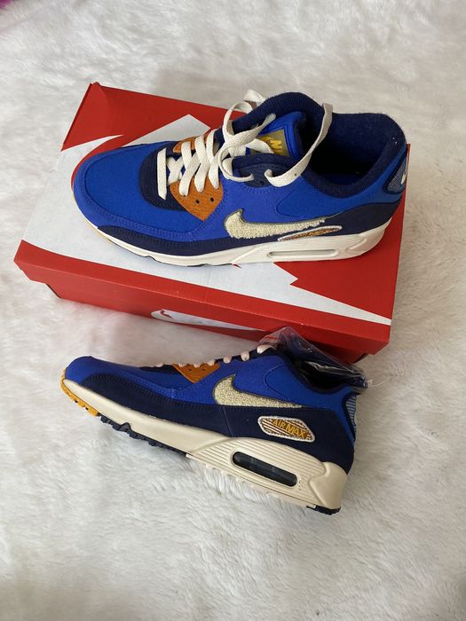 nike air max 90 premium se game royal  and  light cream