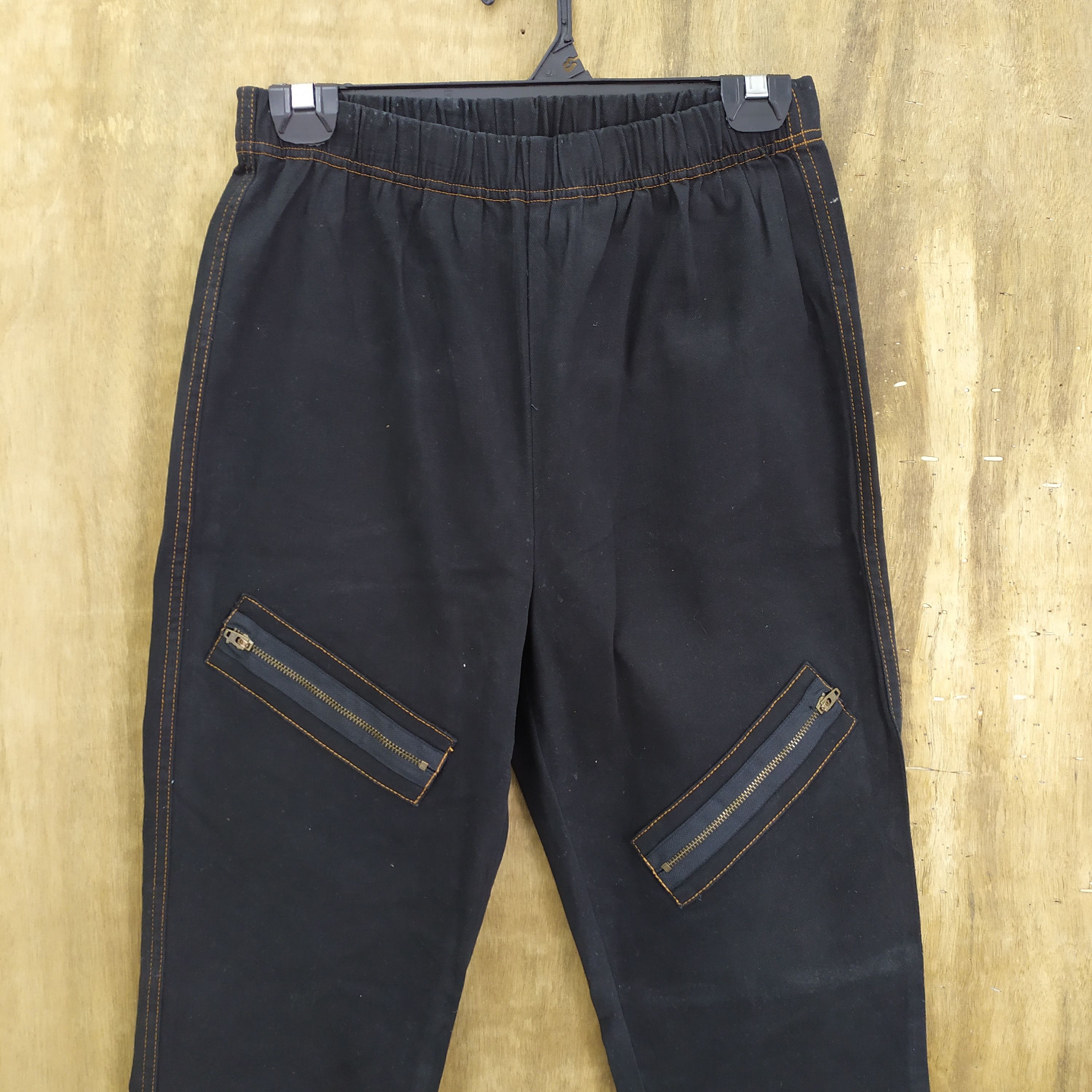 Japanese Brand JAPANESE BLACK SPRING WAIST CARGO PANTS Size US 26 / EU 42 - 4 Thumbnail