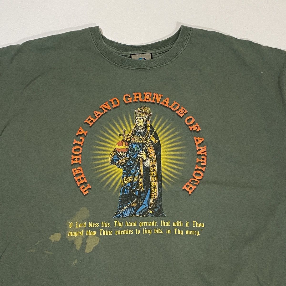 Liquid Blue Vintage Monty Python & The Holy Grail Tee Size US XL / EU 56 / 4 - 1 Thumbnail