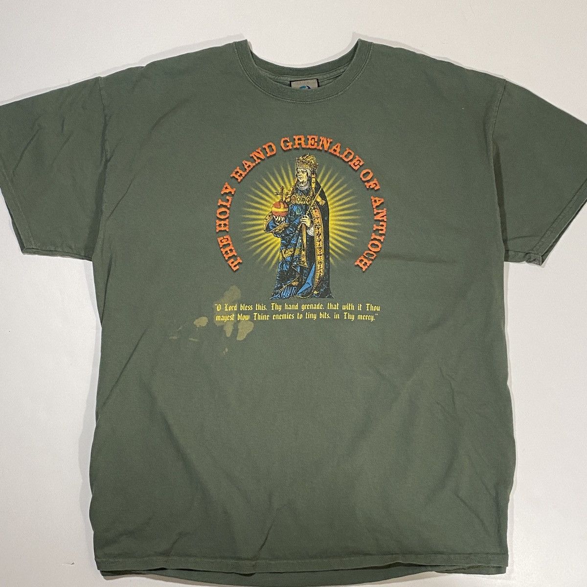 Liquid Blue Vintage Monty Python & The Holy Grail Tee Size US XL / EU 56 / 4 - 3 Thumbnail