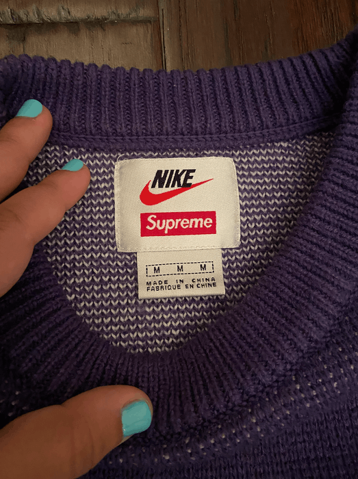 Nike x supreme swoosh hot sale sweater