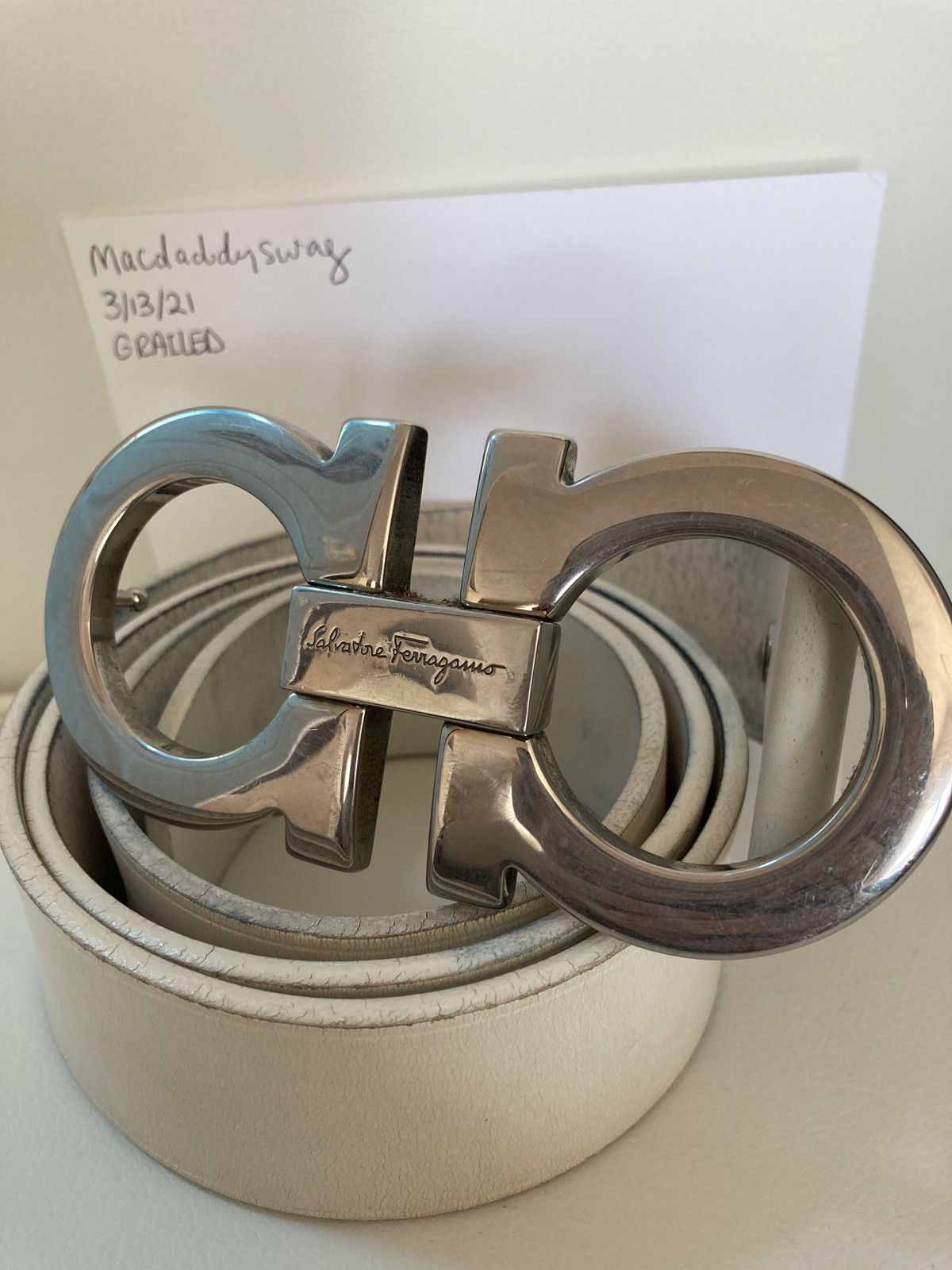 Salvatore Ferragamo Salvatore Ferragamo Mens Double-Gancini White Leather Belt Size 40 - 5 Thumbnail