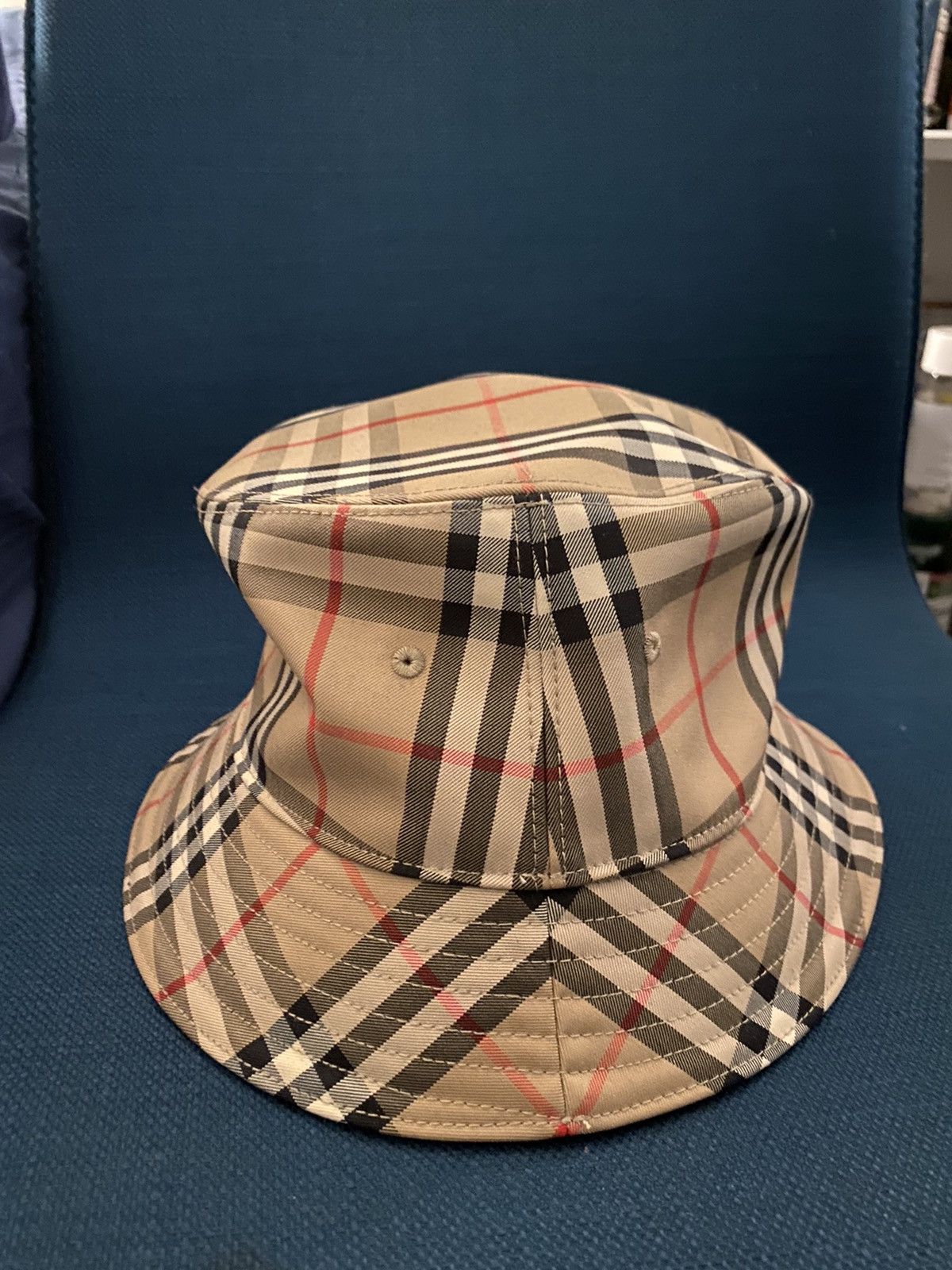 image of Burberry Beige Check Bucket Hat Large, Men's