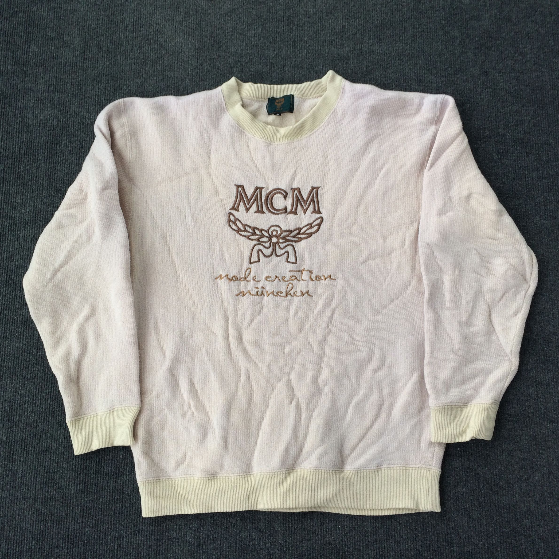 Mcm crewneck hotsell