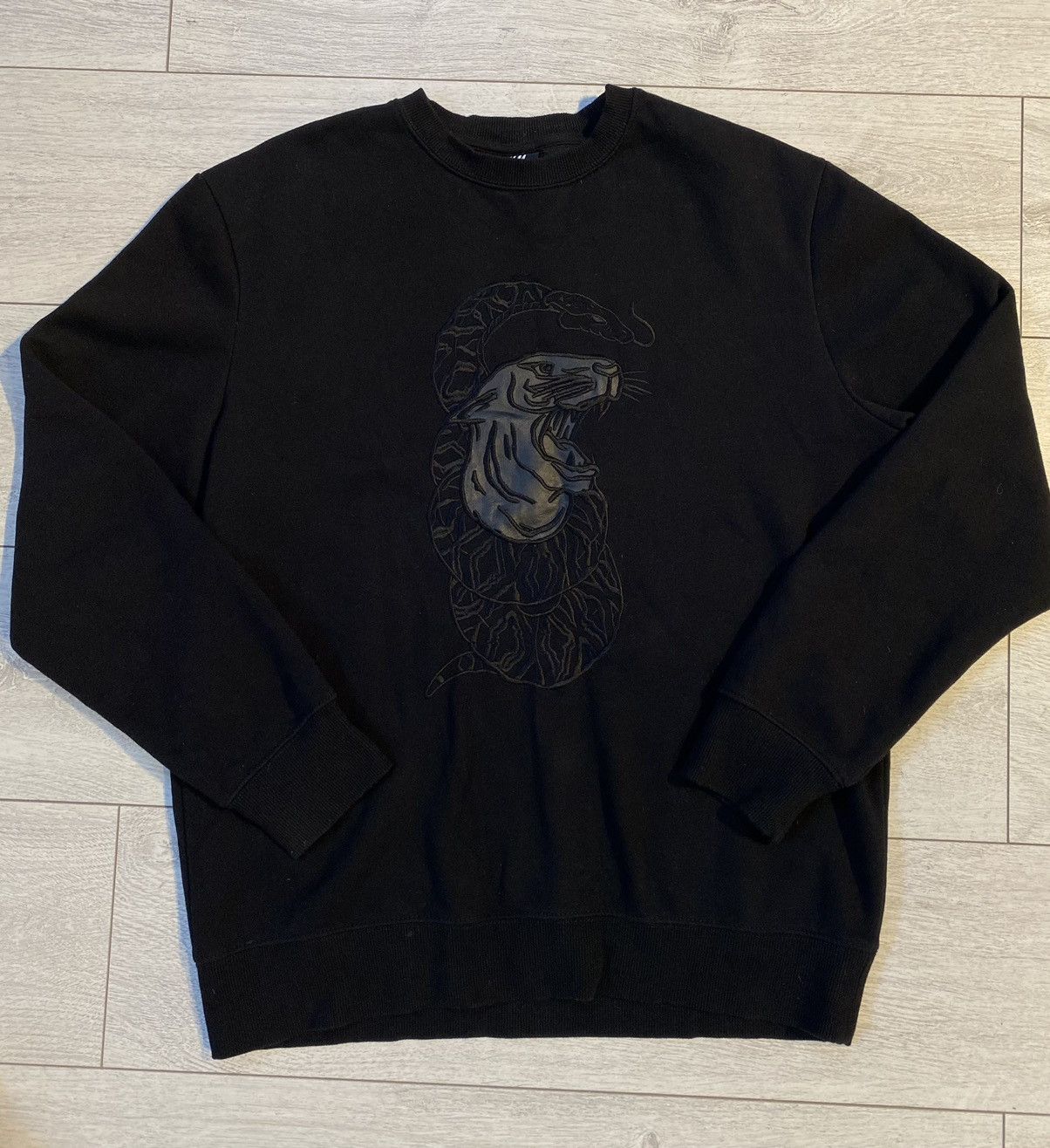 H&M 2017 The Weeknd x H&M Crewneck Sweatshirt Black embroidered
