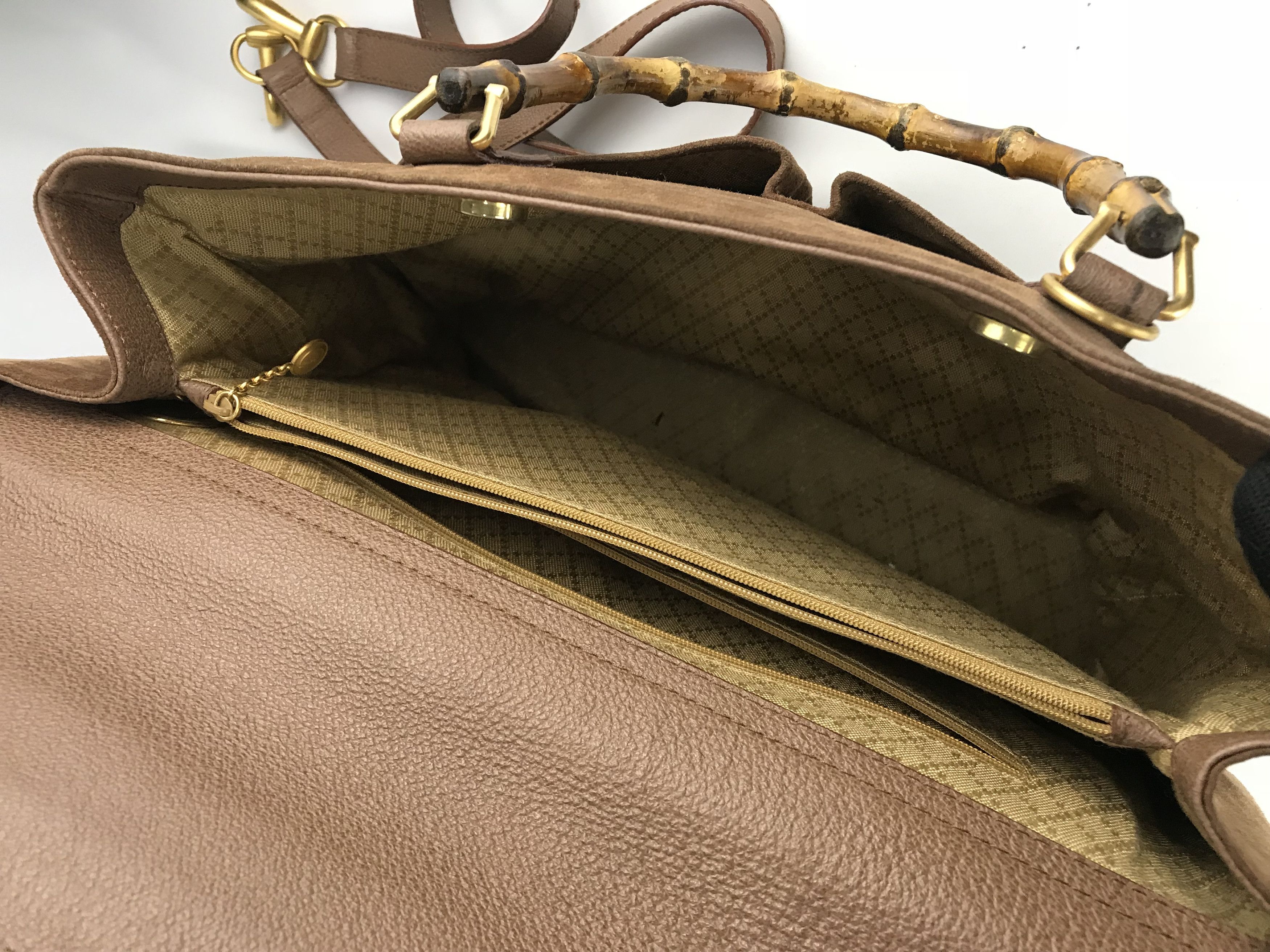 Gucci ❌Last Drop❌Vtg Gucci Bamboo suede Leather Two Way handbag Size ONE SIZE - 3 Thumbnail
