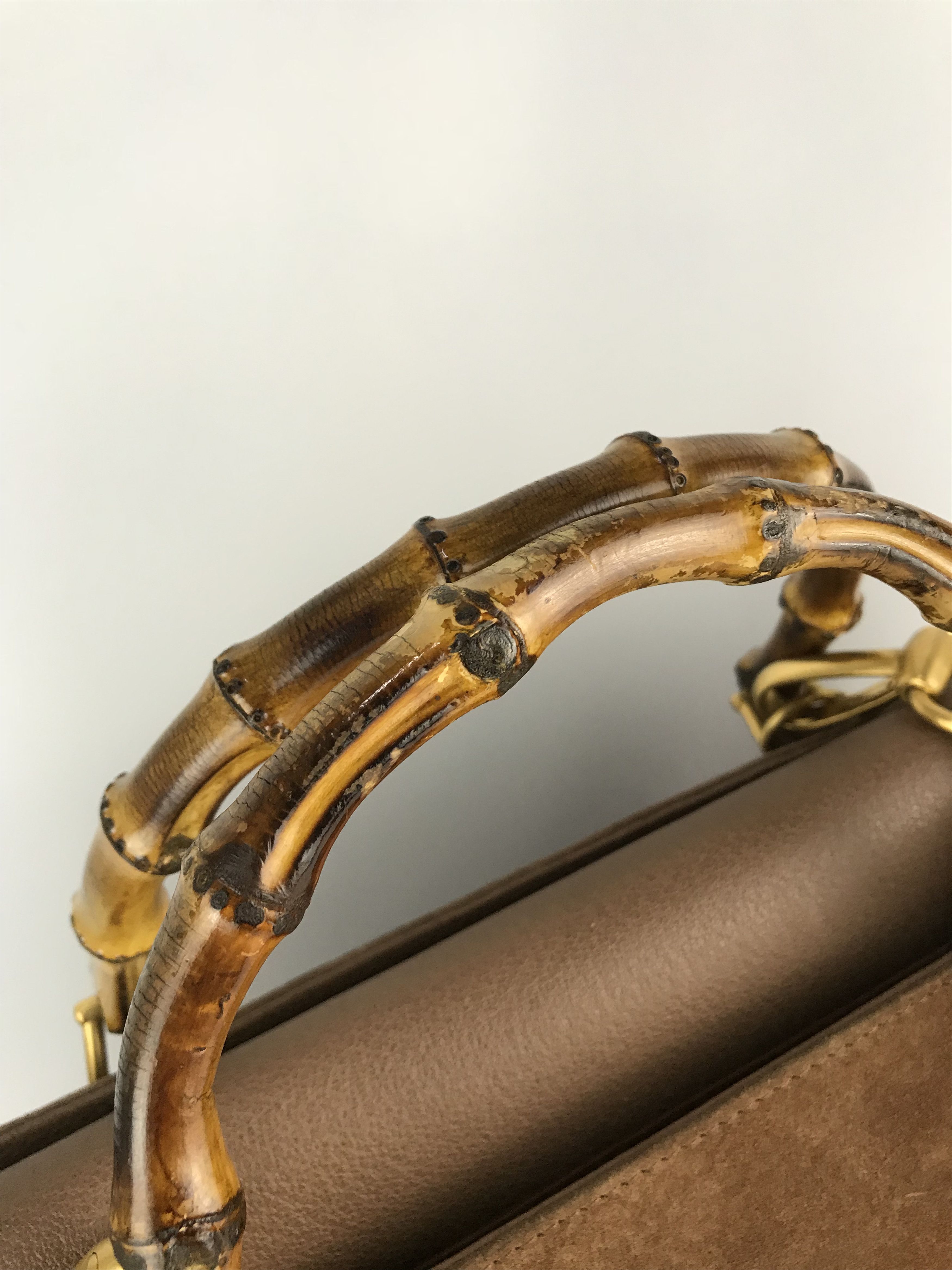 Gucci ❌Last Drop❌Vtg Gucci Bamboo suede Leather Two Way handbag Size ONE SIZE - 16 Thumbnail