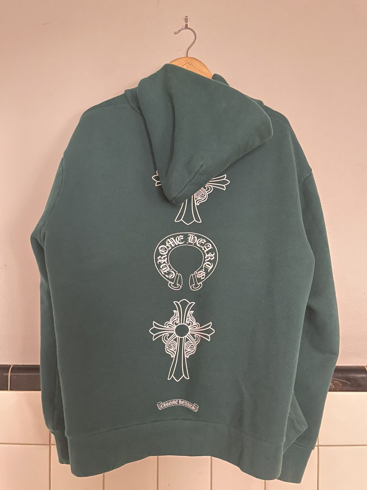 CH friends and family/Tokyo zip up Sweater