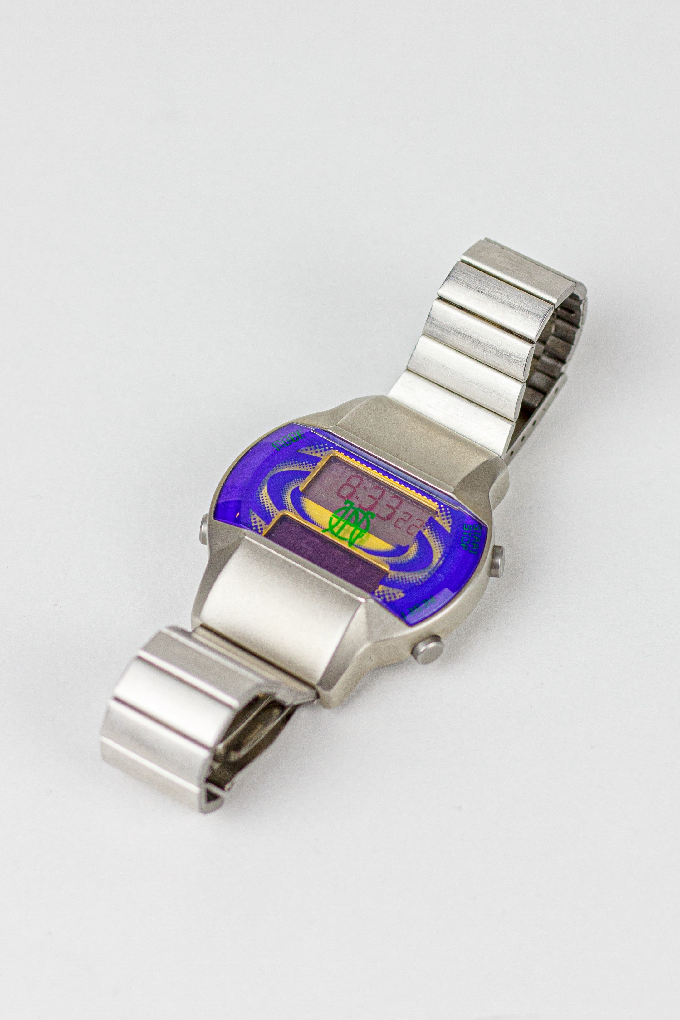 90's Jean-Paul GAULTIER デジタルウォッチ Jean Paul Gaultier 1997 Jean Paul Gaultier Fifth Element