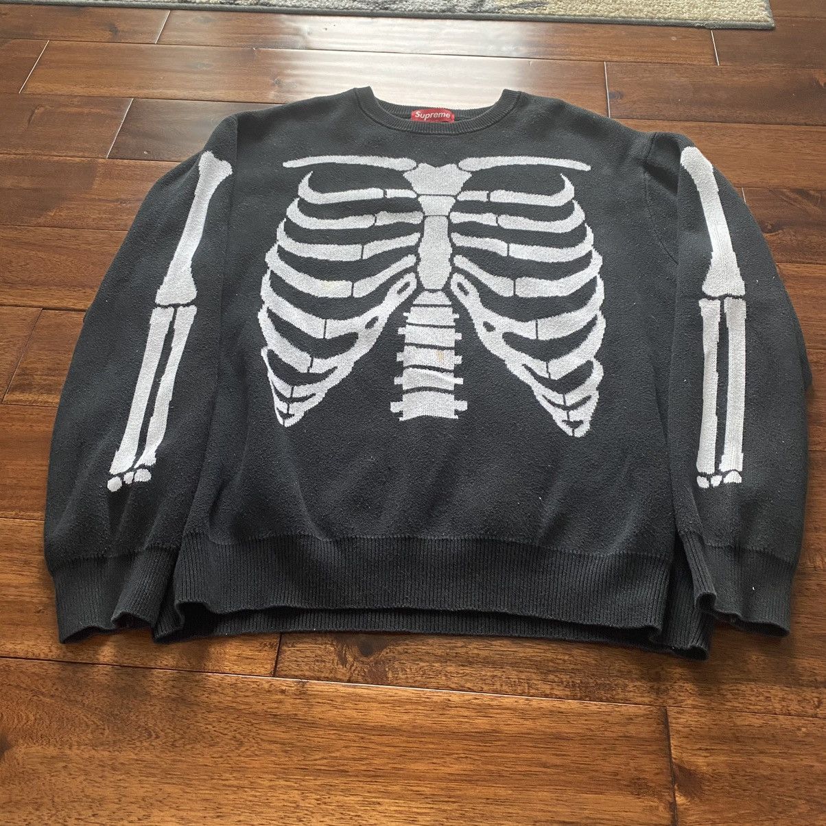 Supreme skeleton sweater deals