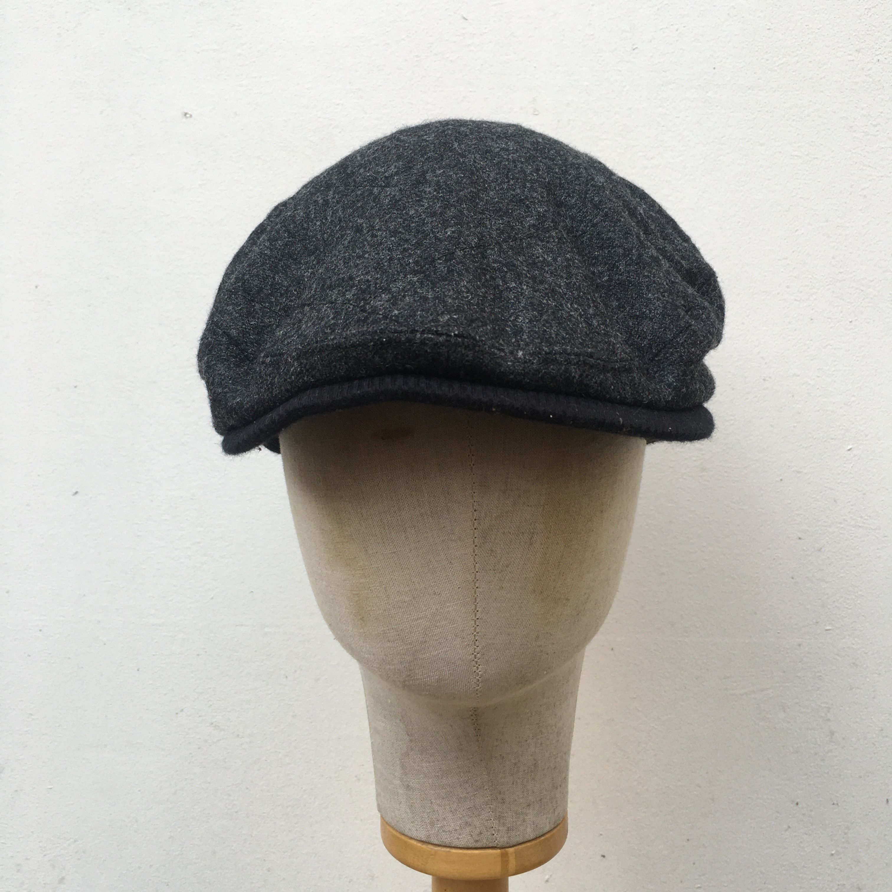 Burberry Burberry Wool Flat Cap Gatsby Newsboy Cap | Grailed display picture 1
