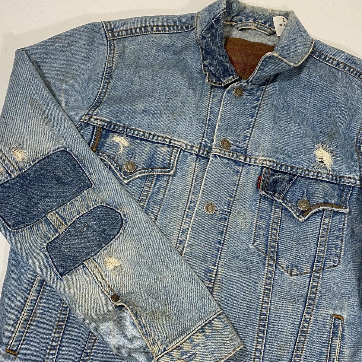 Vintage Vintage Levi’s Patched Denim Jacket | Grailed