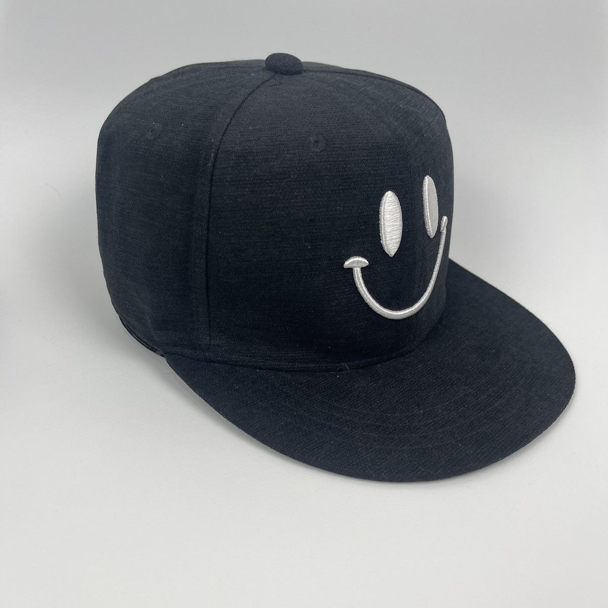 Hat Club Smile Snapback hat Size ONE SIZE - 2 Thumbnail