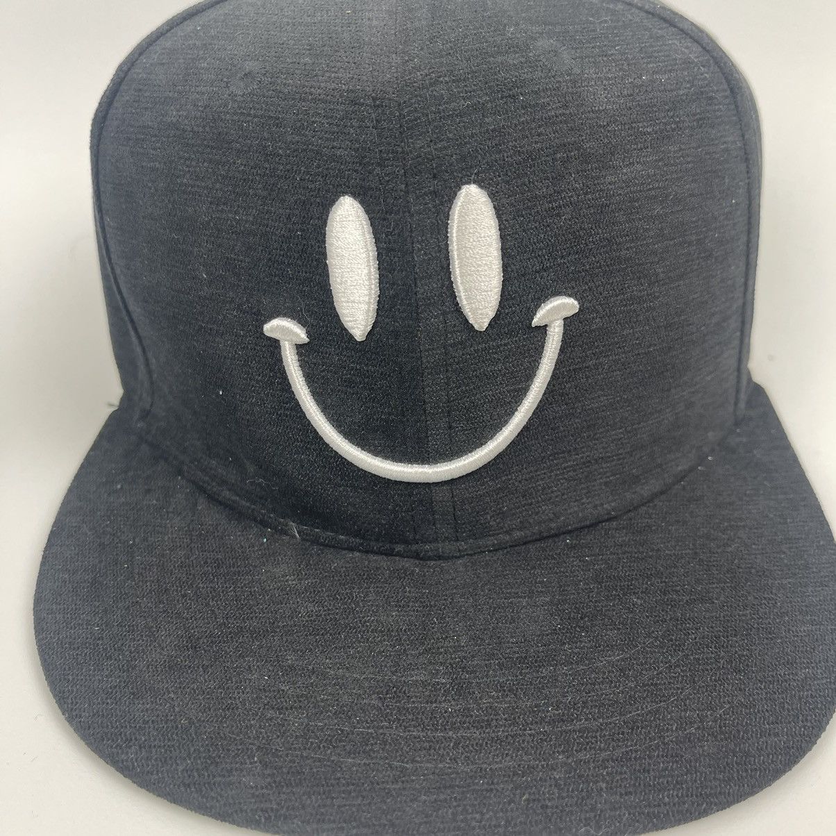 Hat Club Smile Snapback hat Size ONE SIZE - 6 Thumbnail