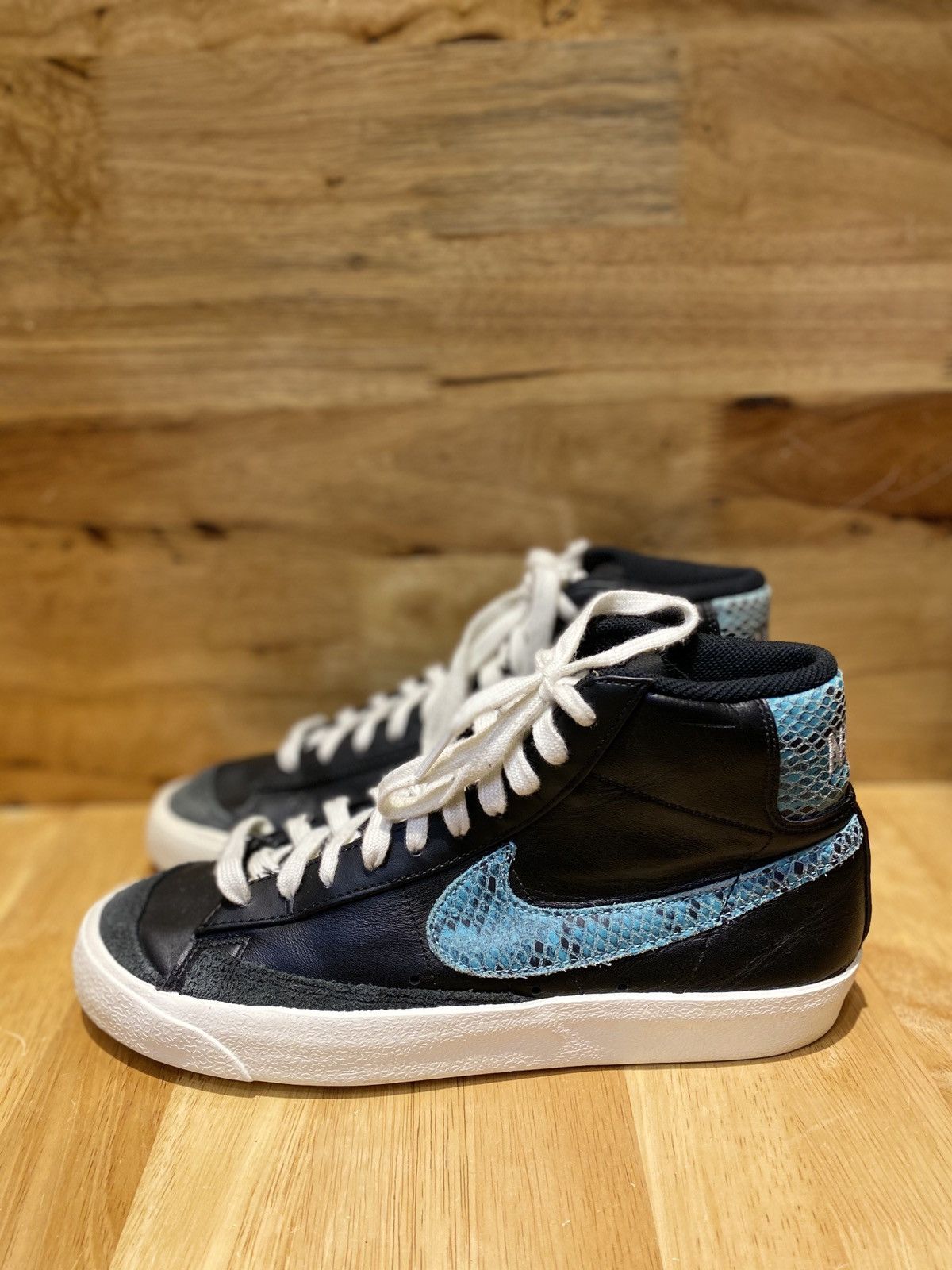 Nike blazer mid 77 vintage snake skin black