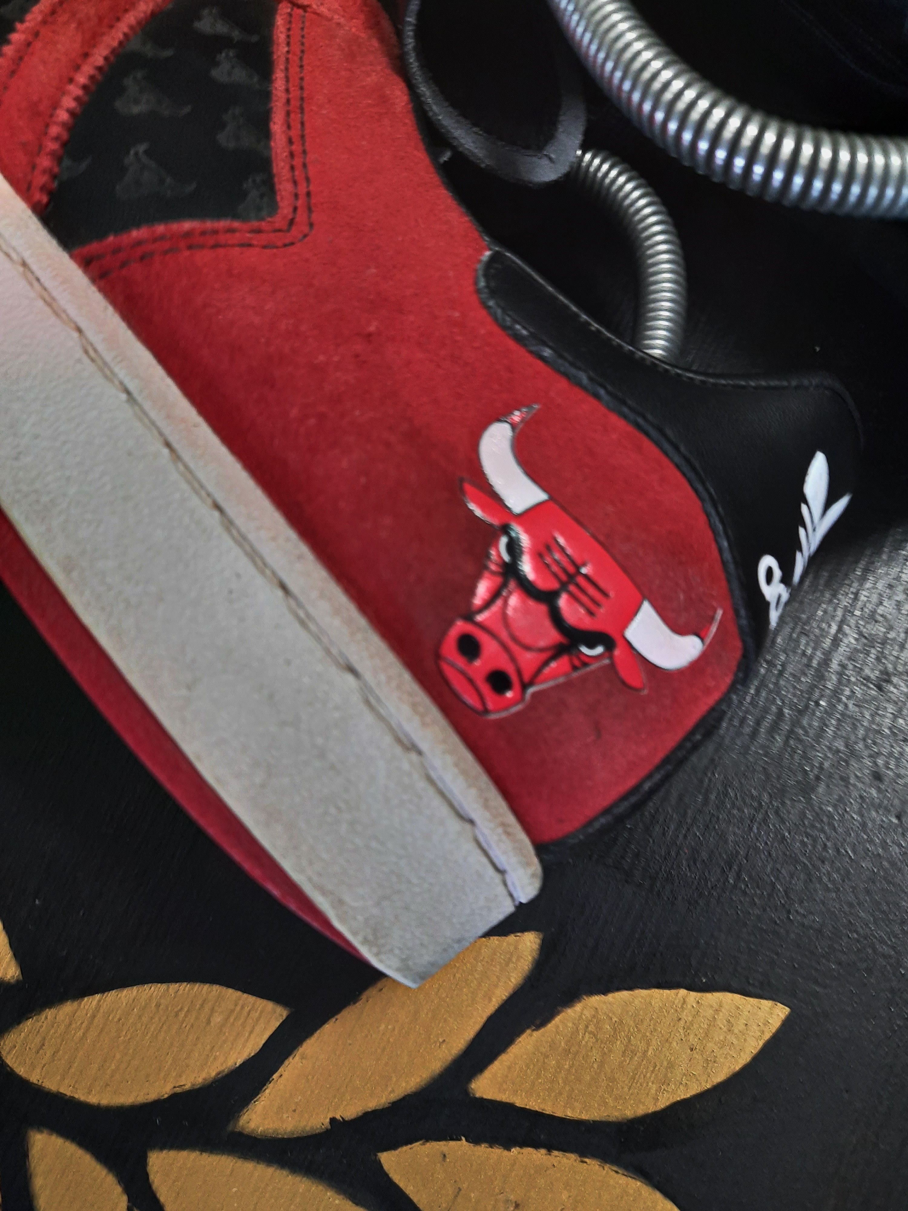 Adidas Superstar Chicago Bulls Vintage Sneakers