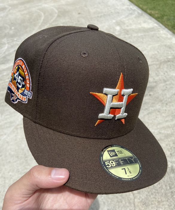 New Era Houston Astro’s Brown 45th Anniversary Pink Brim Fitted Hat