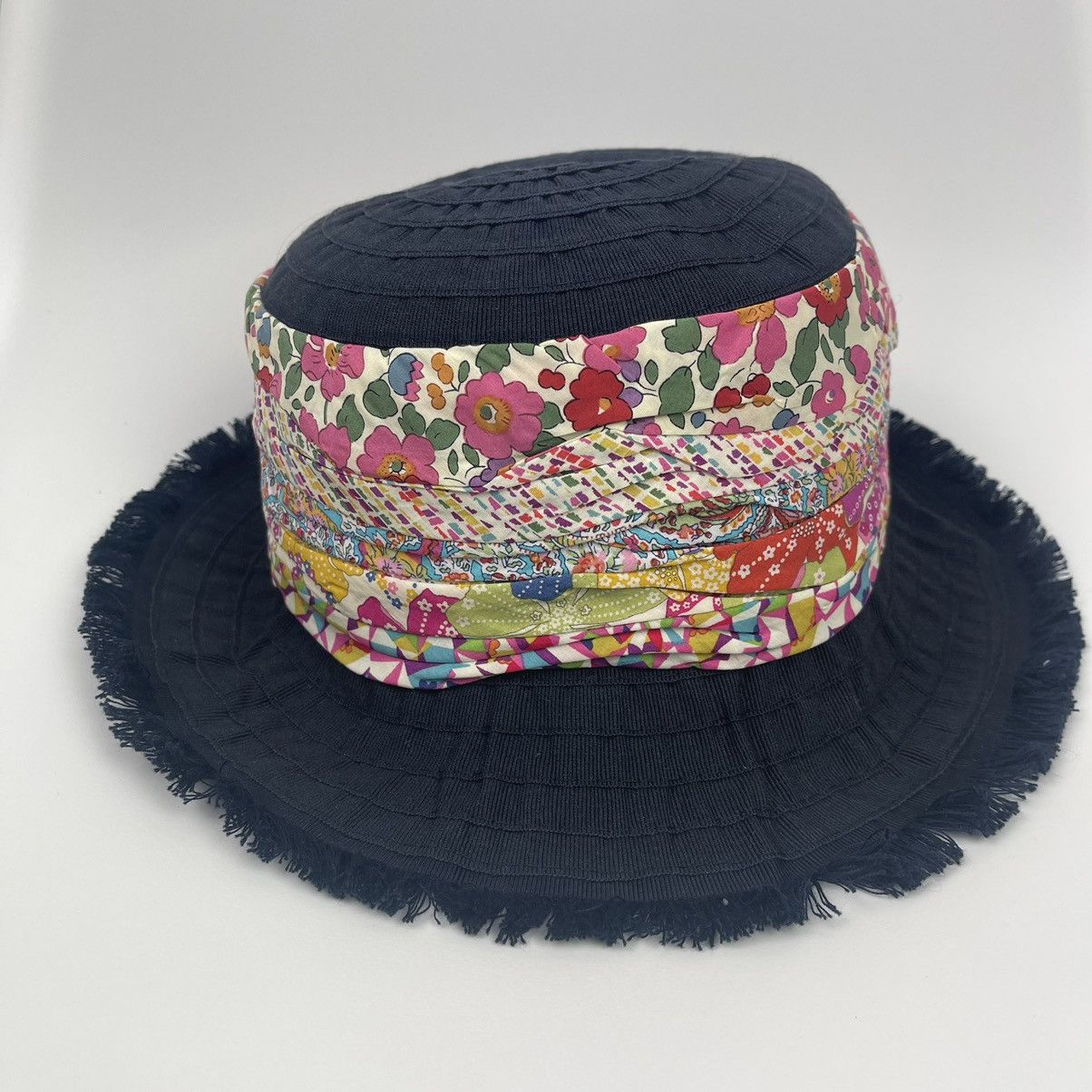 If Six Was Nine Grevi Bucket Hat Made In Italy Size ONE SIZE - 1 Thumbnail